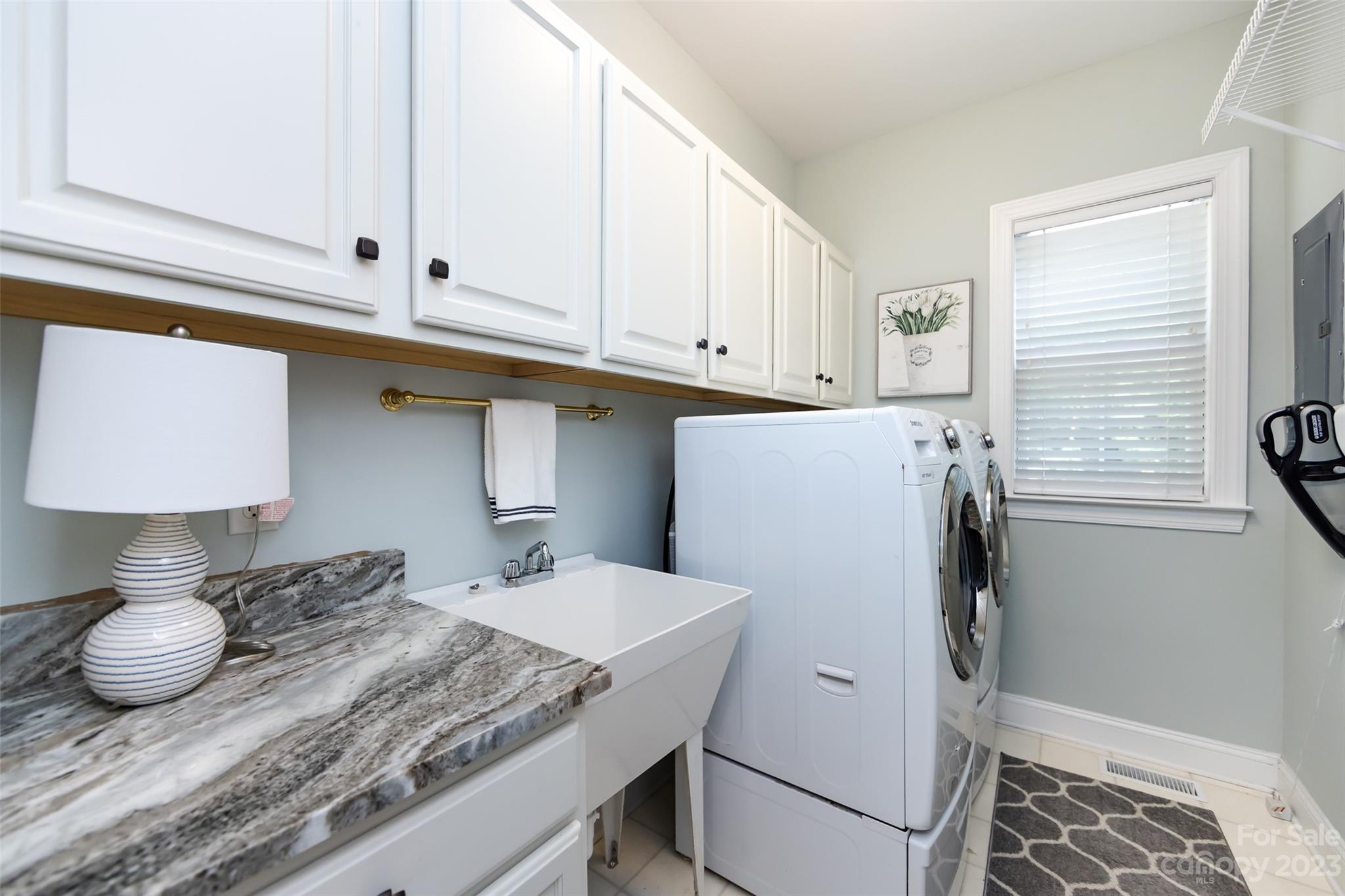 Overlook - Residential