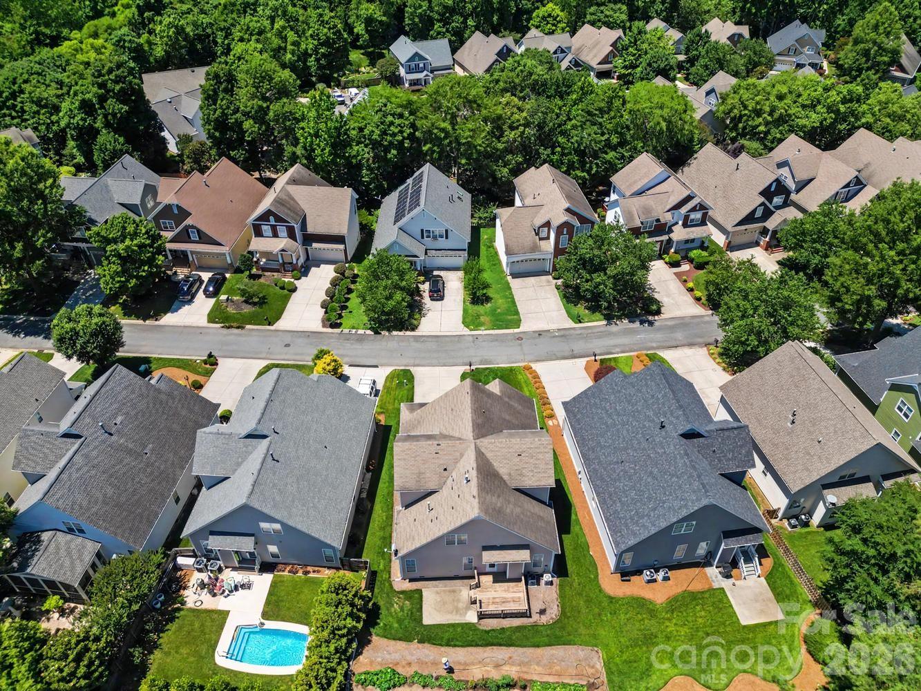 3044 Parker Green Trail