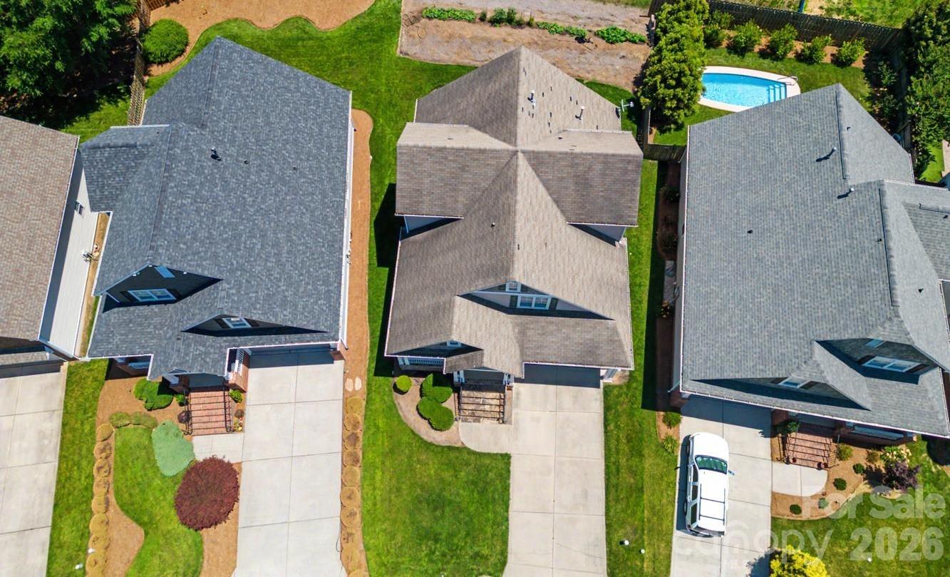 3044 Parker Green Trail
