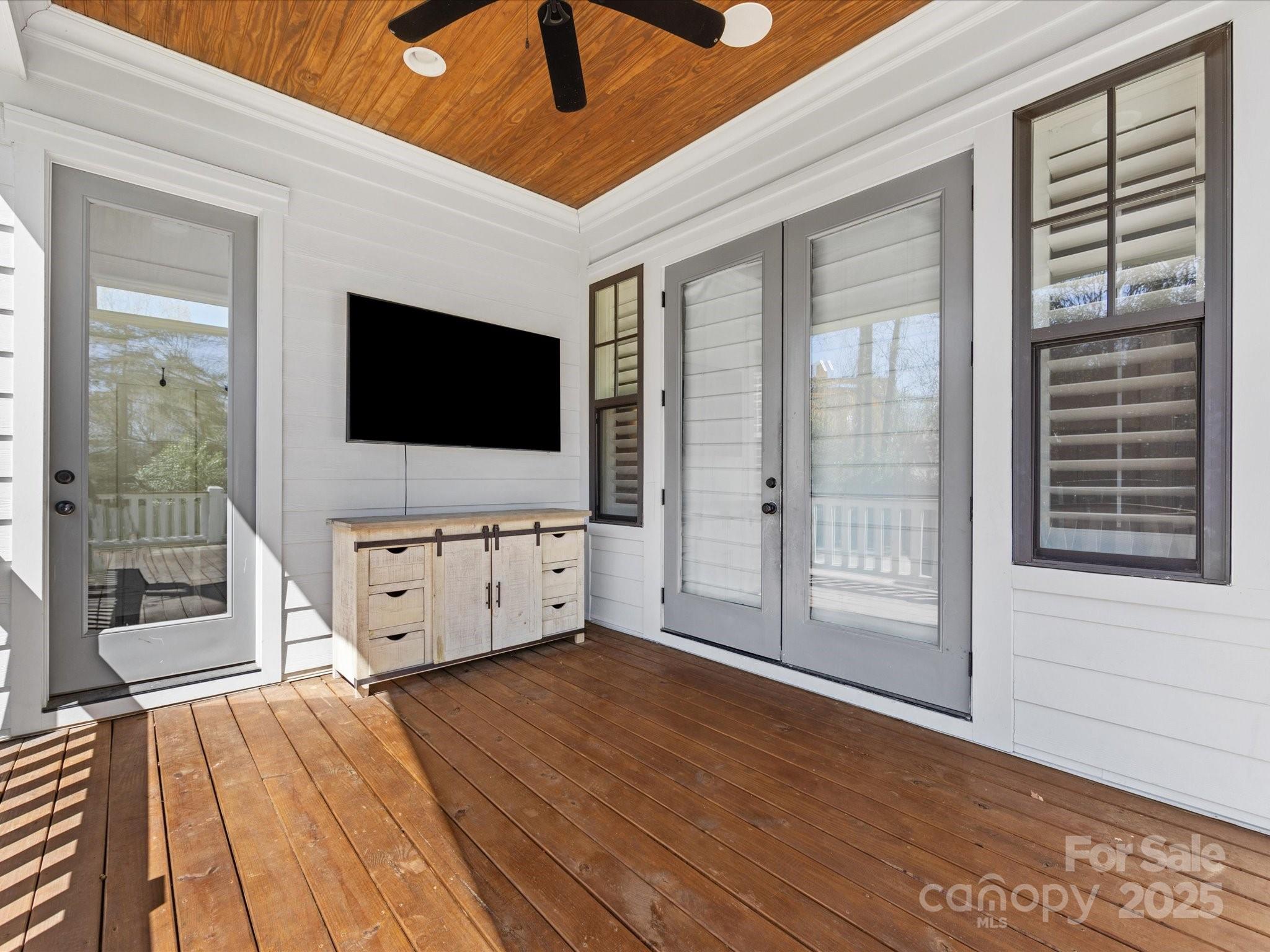 Chantilly - Residential