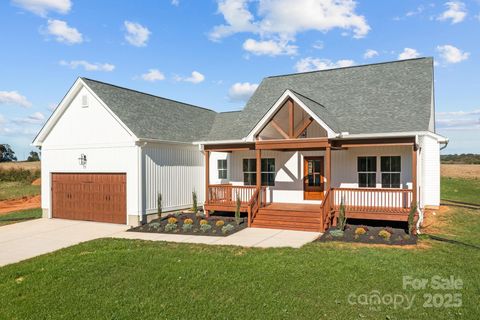 Photo of 1716 Jennings Road, Olin, NC 28660 (MLS # 4314639)