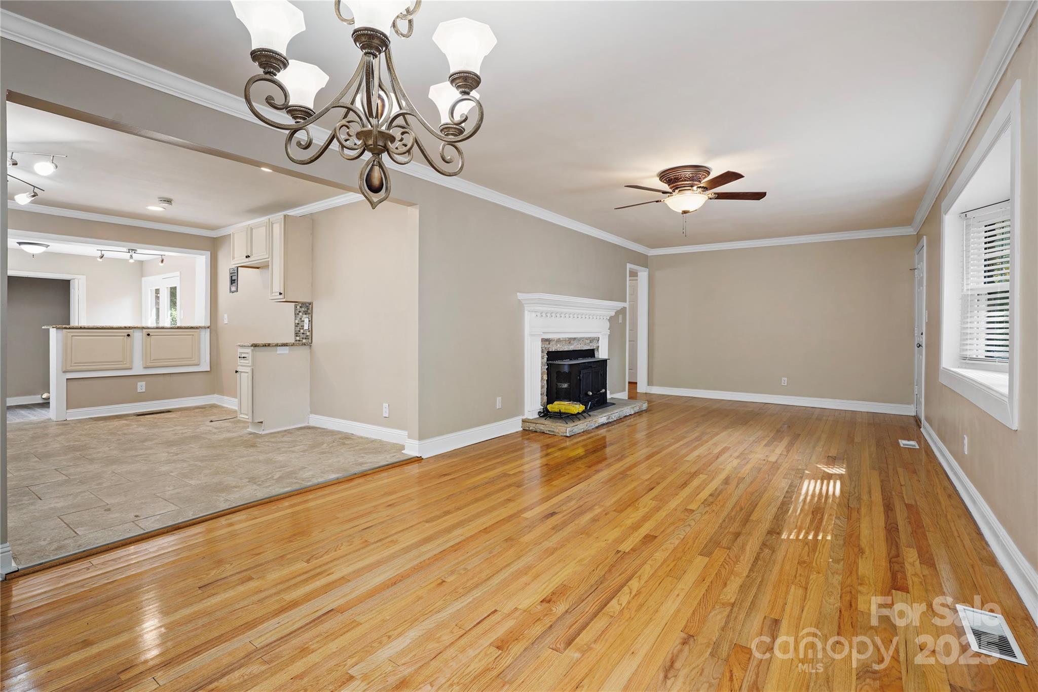 2830 Royston Road
