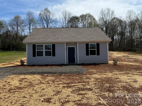 Photo of 106 Titanium Drive, Statesville, NC 28625 (MLS # 4378777)