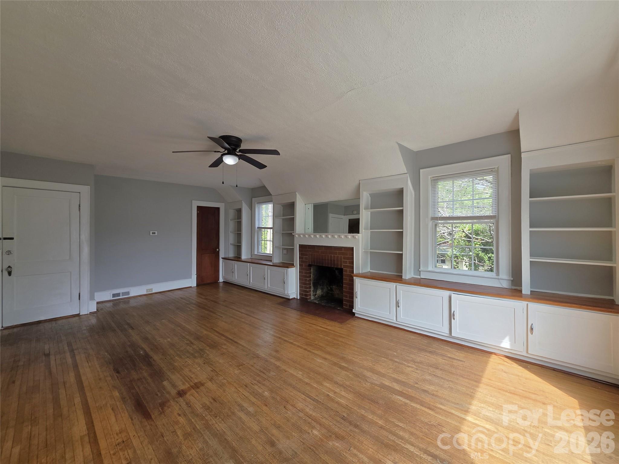 754 Montgomery Avenue Unit B