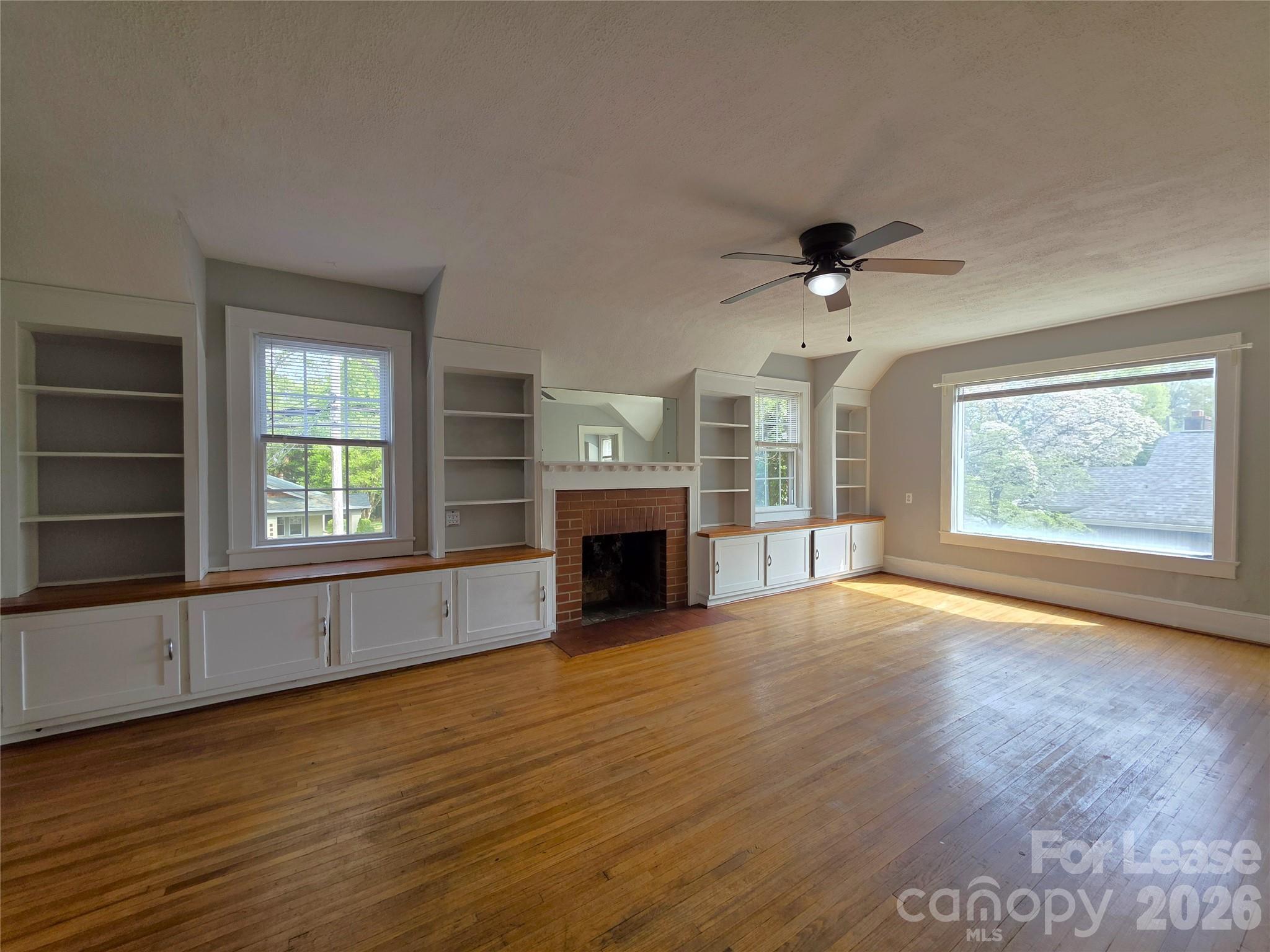 754 Montgomery Avenue Unit B