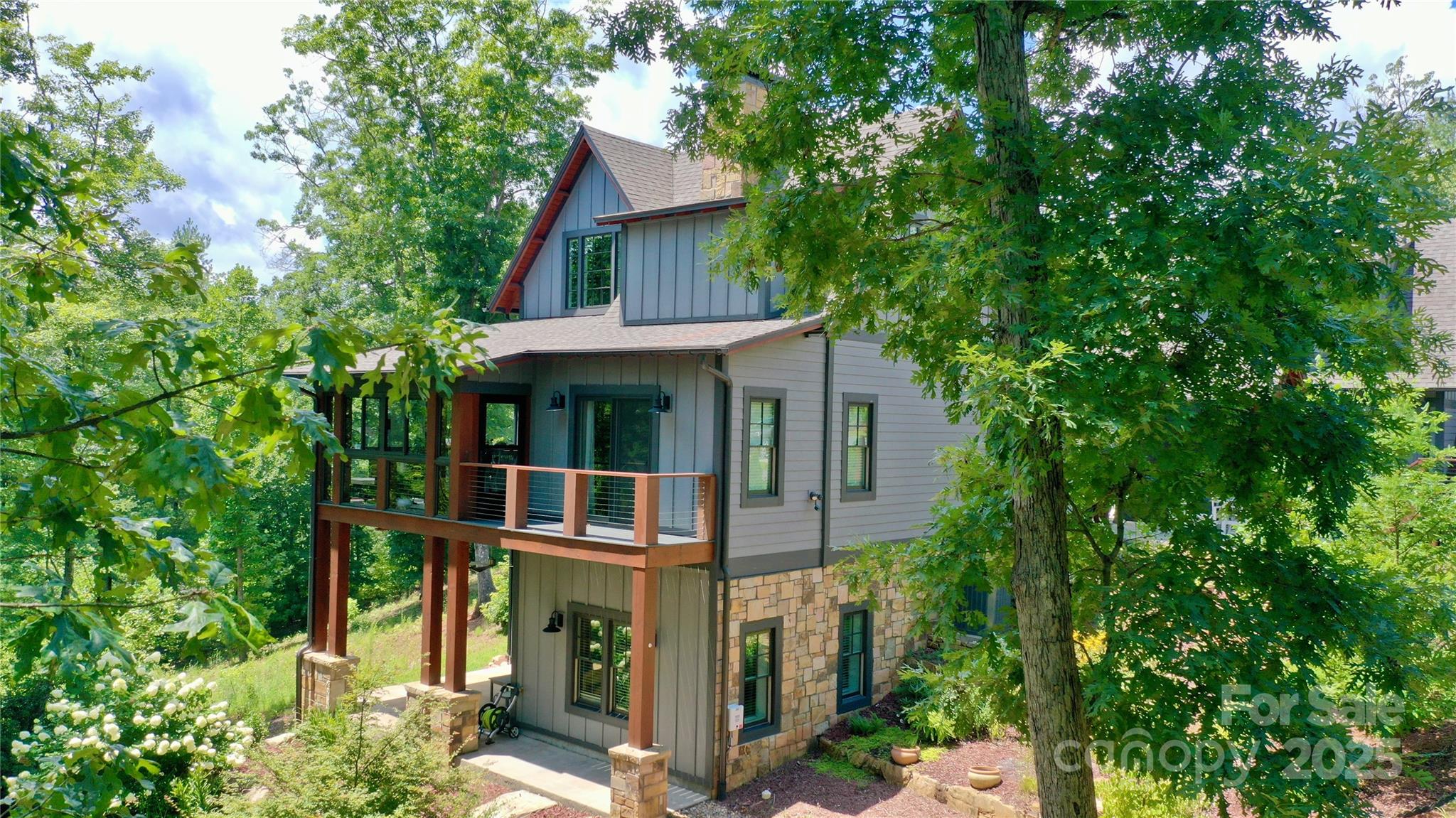 117 Amberleaf Way