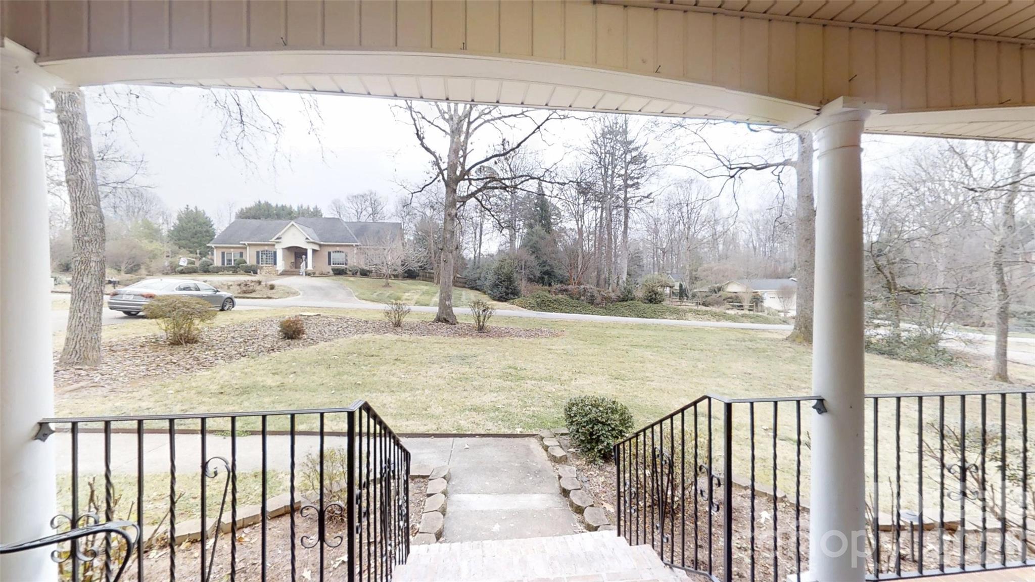 611 5th Avenue NE PT21&22/L