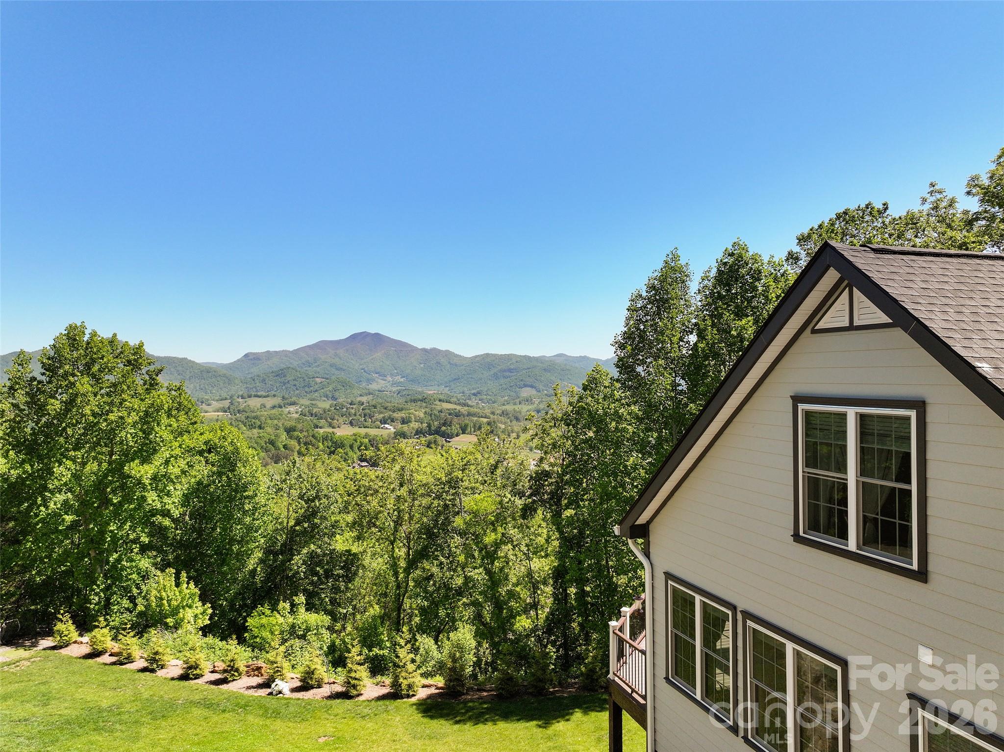 Hawk Mountain - Residential