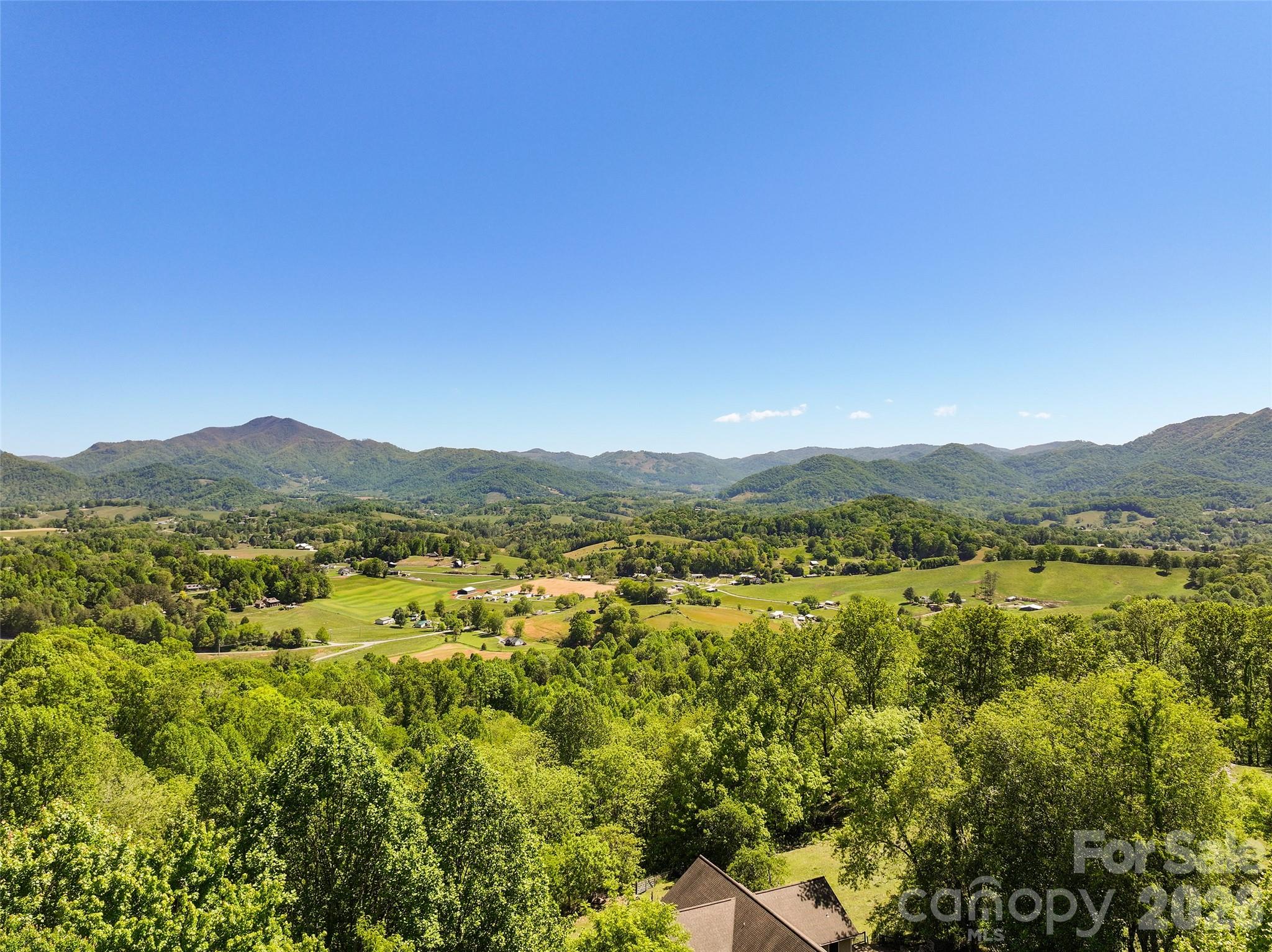 Hawk Mountain - Residential