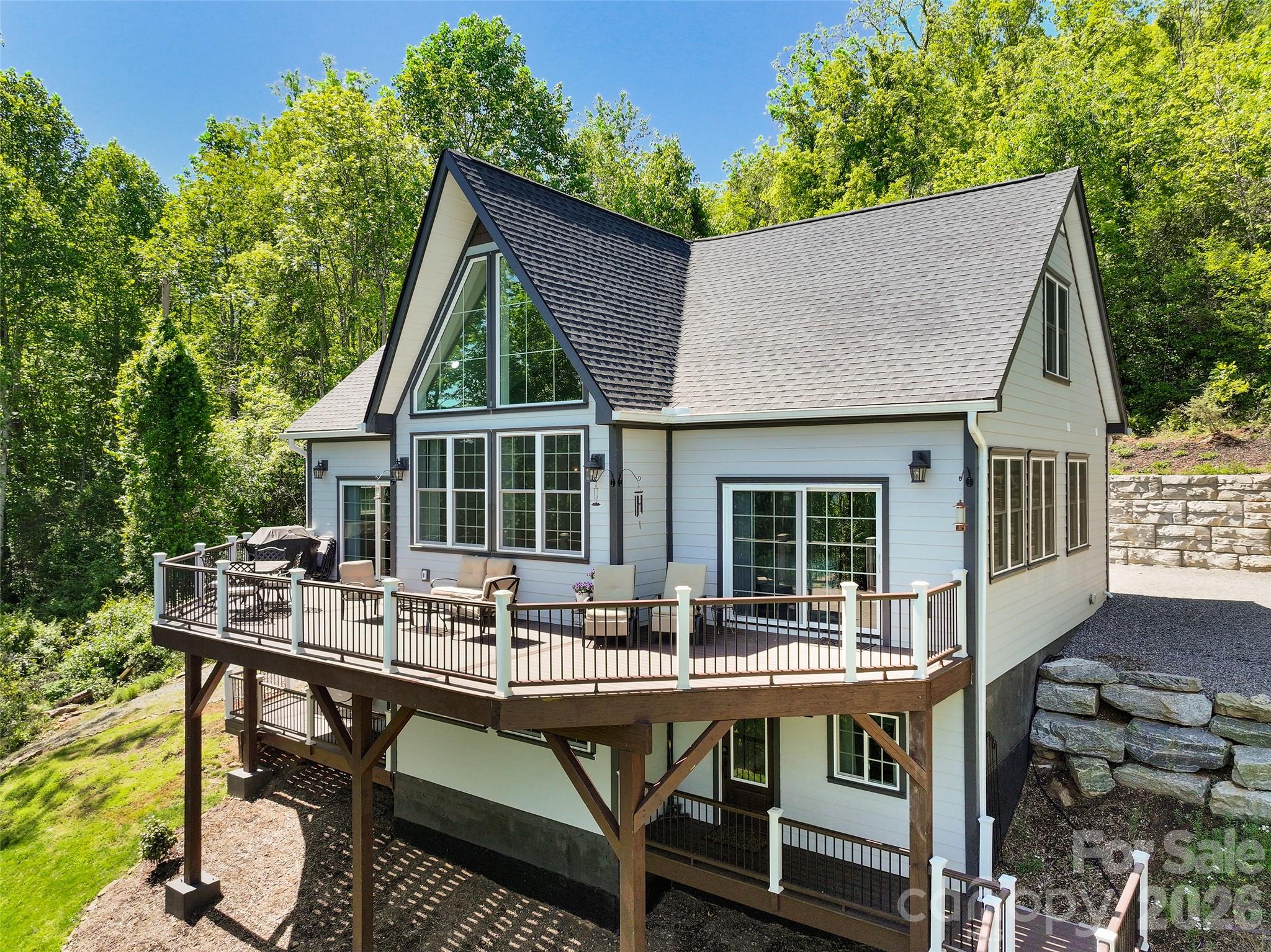114 Nesting Ridge