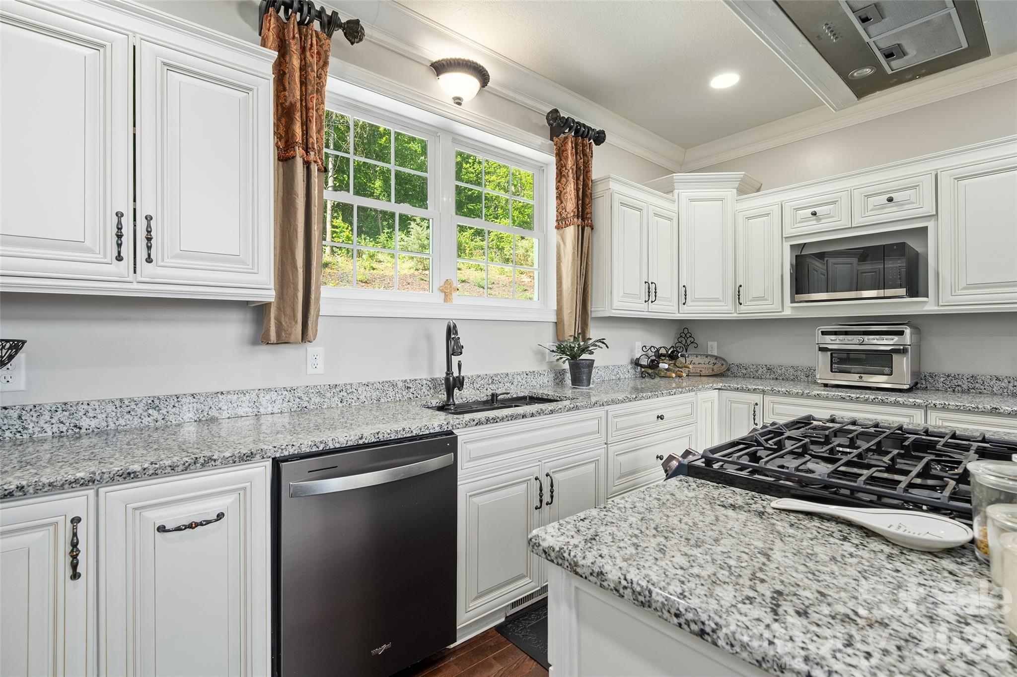 Hawk Mountain - Residential