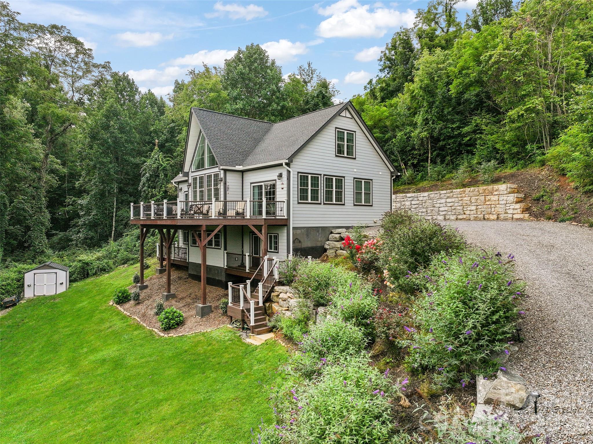 114 Nesting Ridge