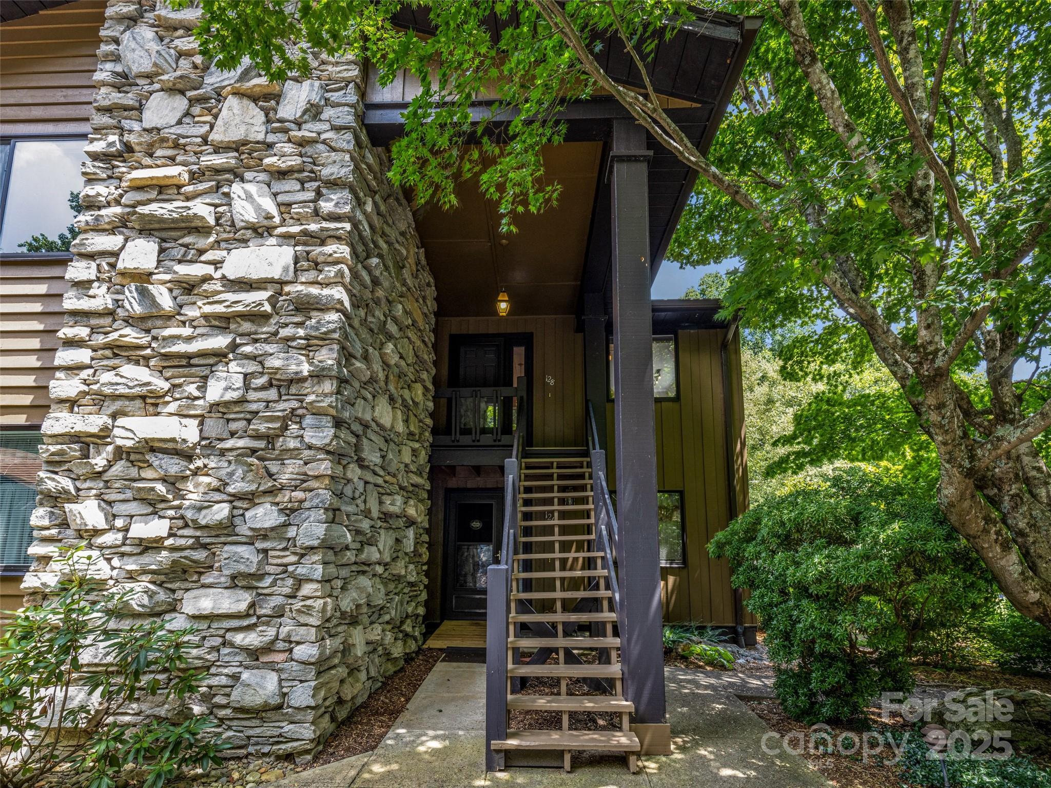 128 Country Ridge Road