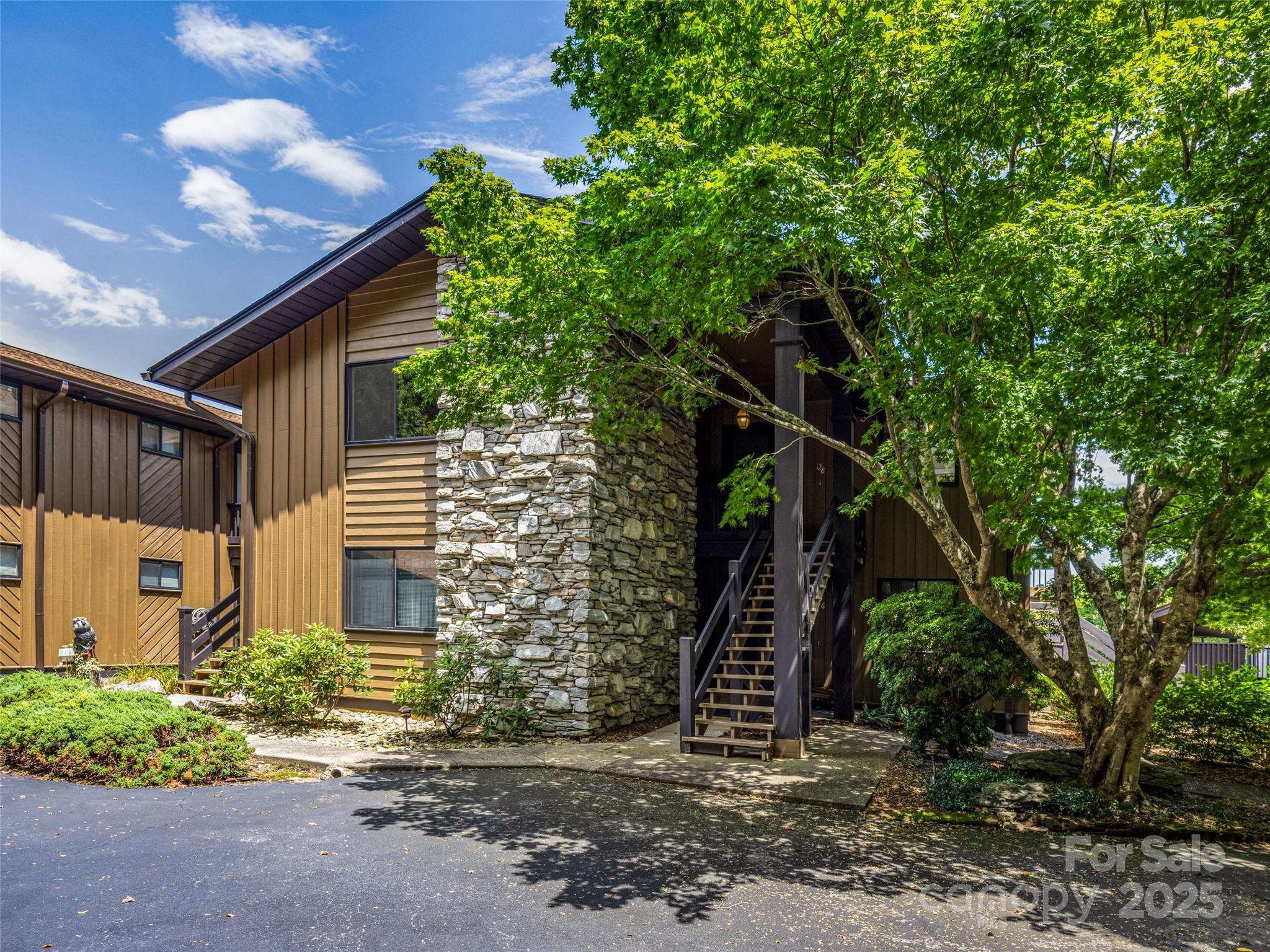 128 Country Ridge Road