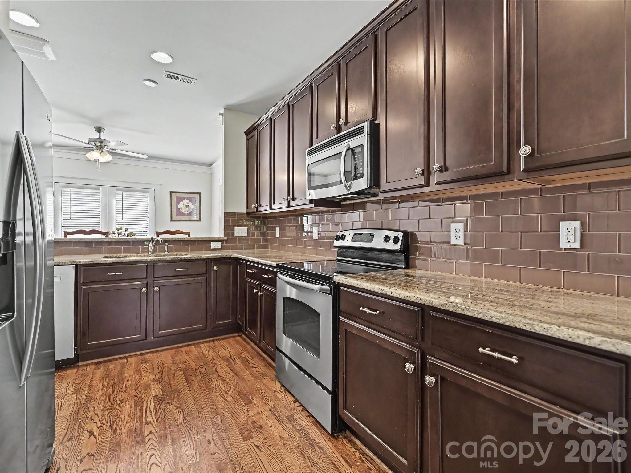 Walnut Grove - Residential