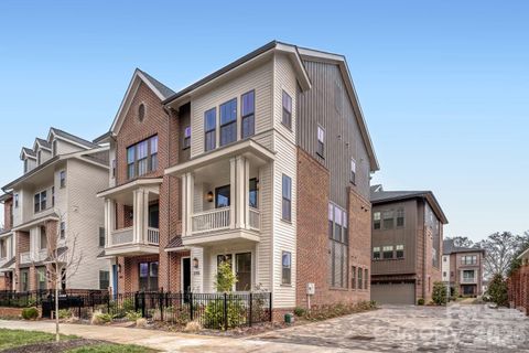 3115 Pinehurst Place Charlotte NC 28209