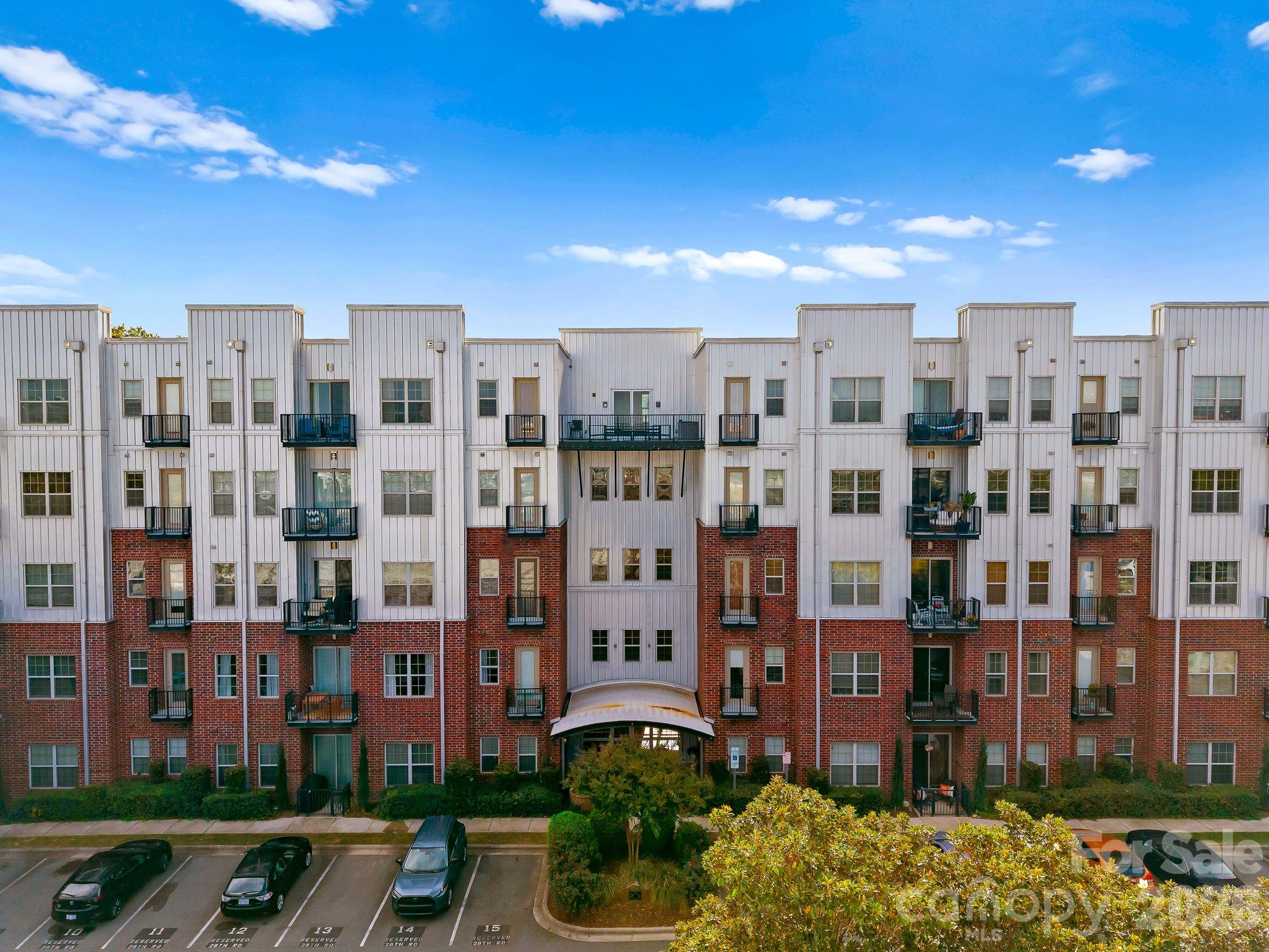 2338 Yadkin Avenue 207