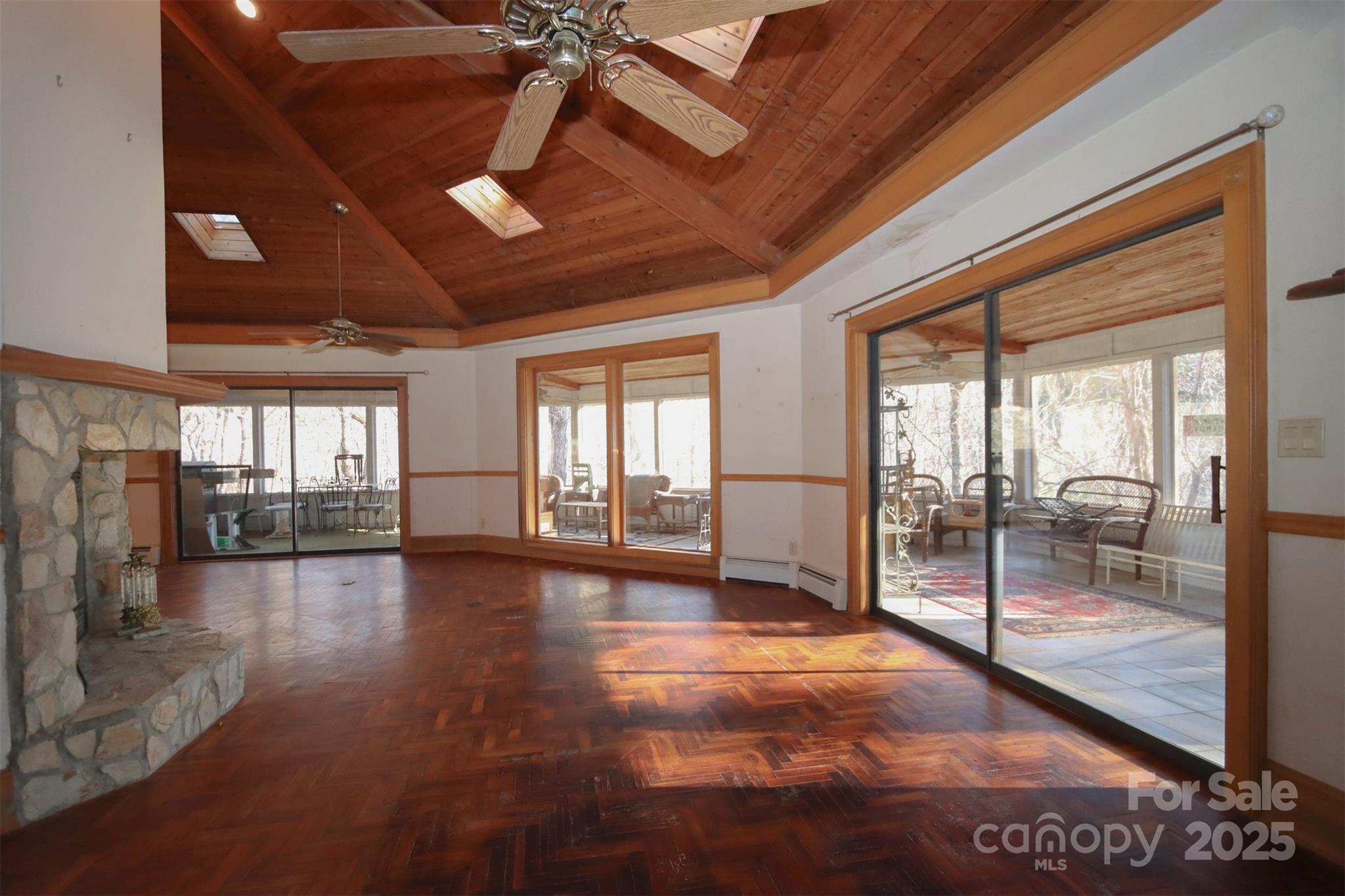 388 Island Creek Road