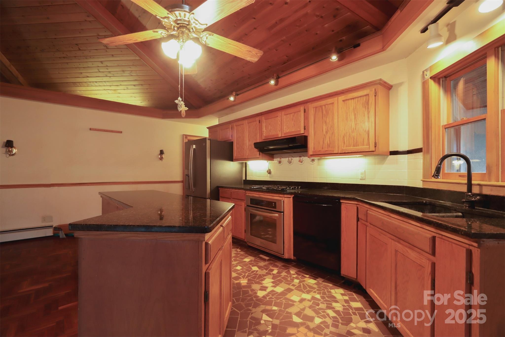 388 Island Creek Road