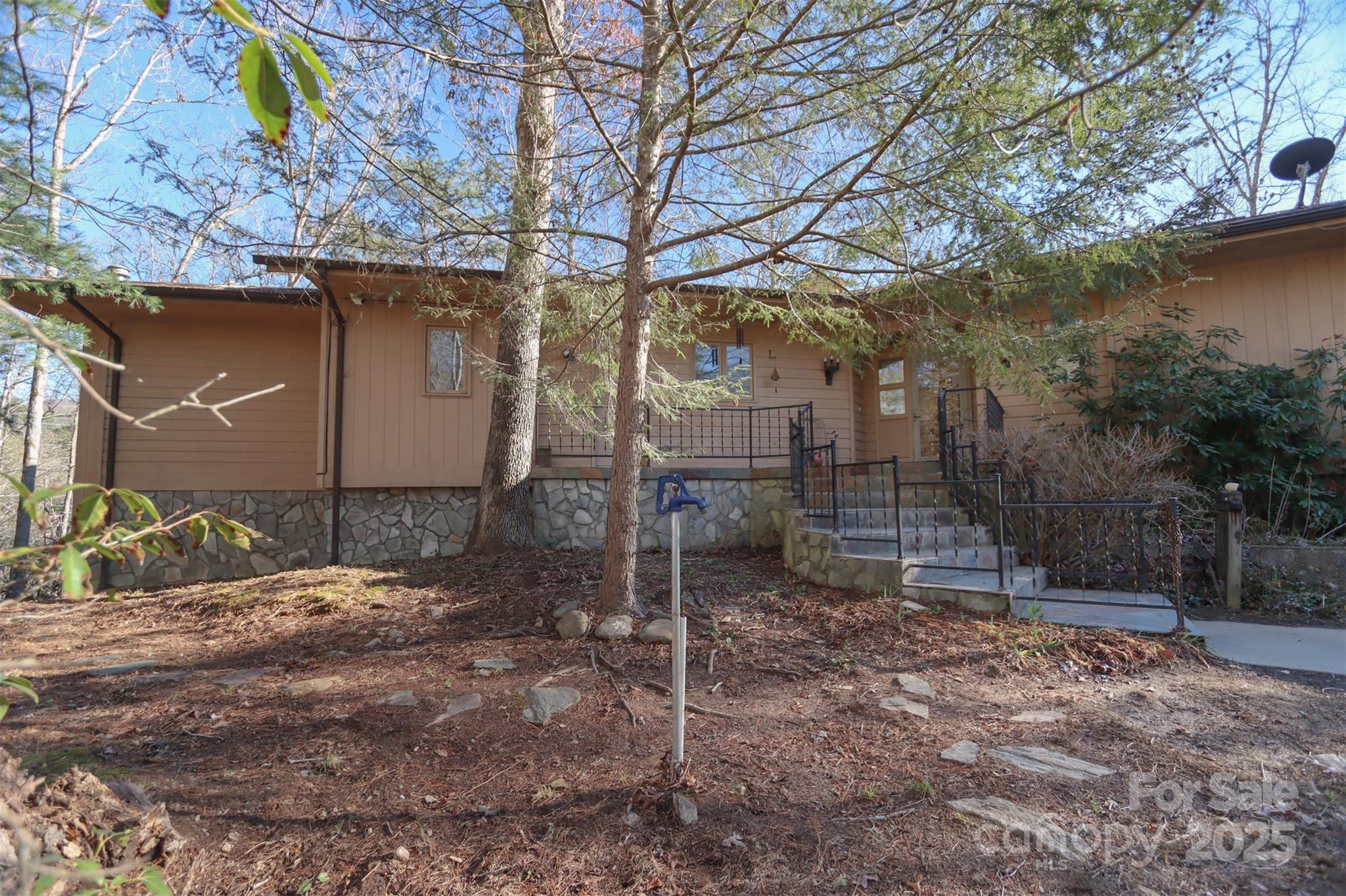 388 Island Creek Road