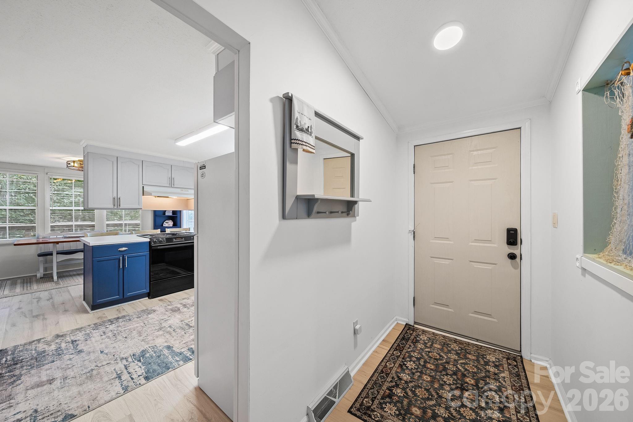 1135 Pinehaven Drive