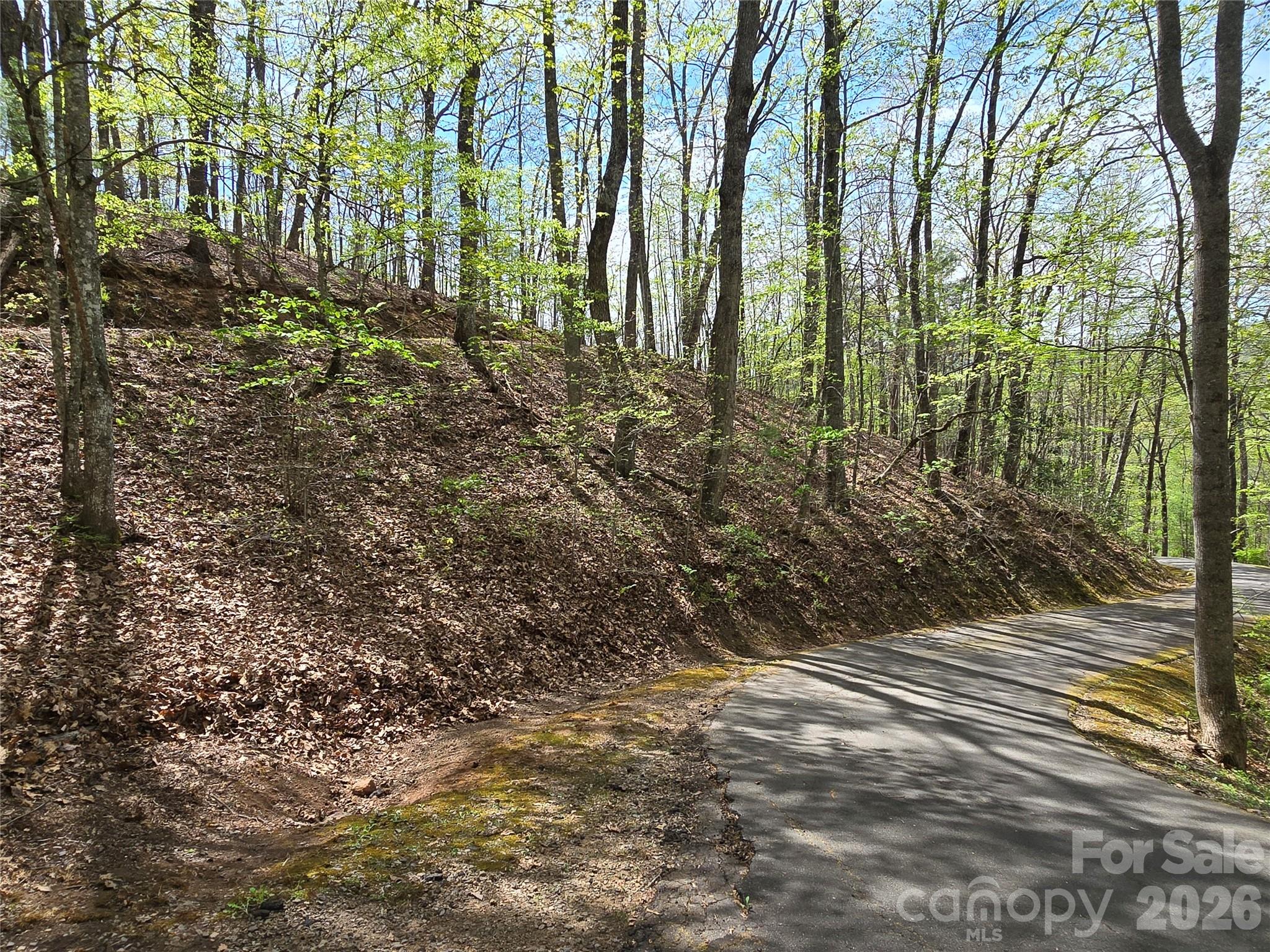 0 WINDING WAY Drive 32/33