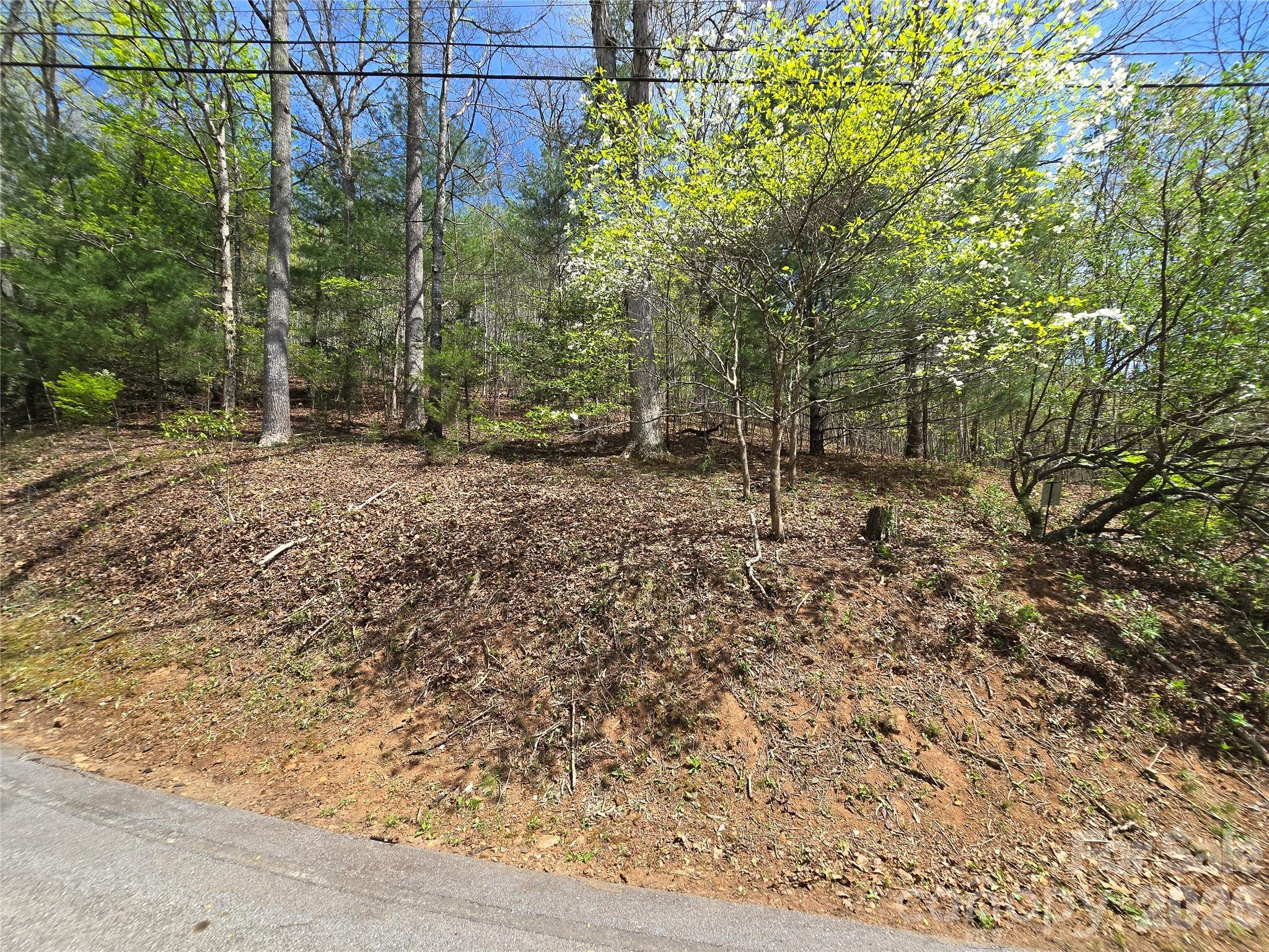 0 WINDING WAY Drive 32/33