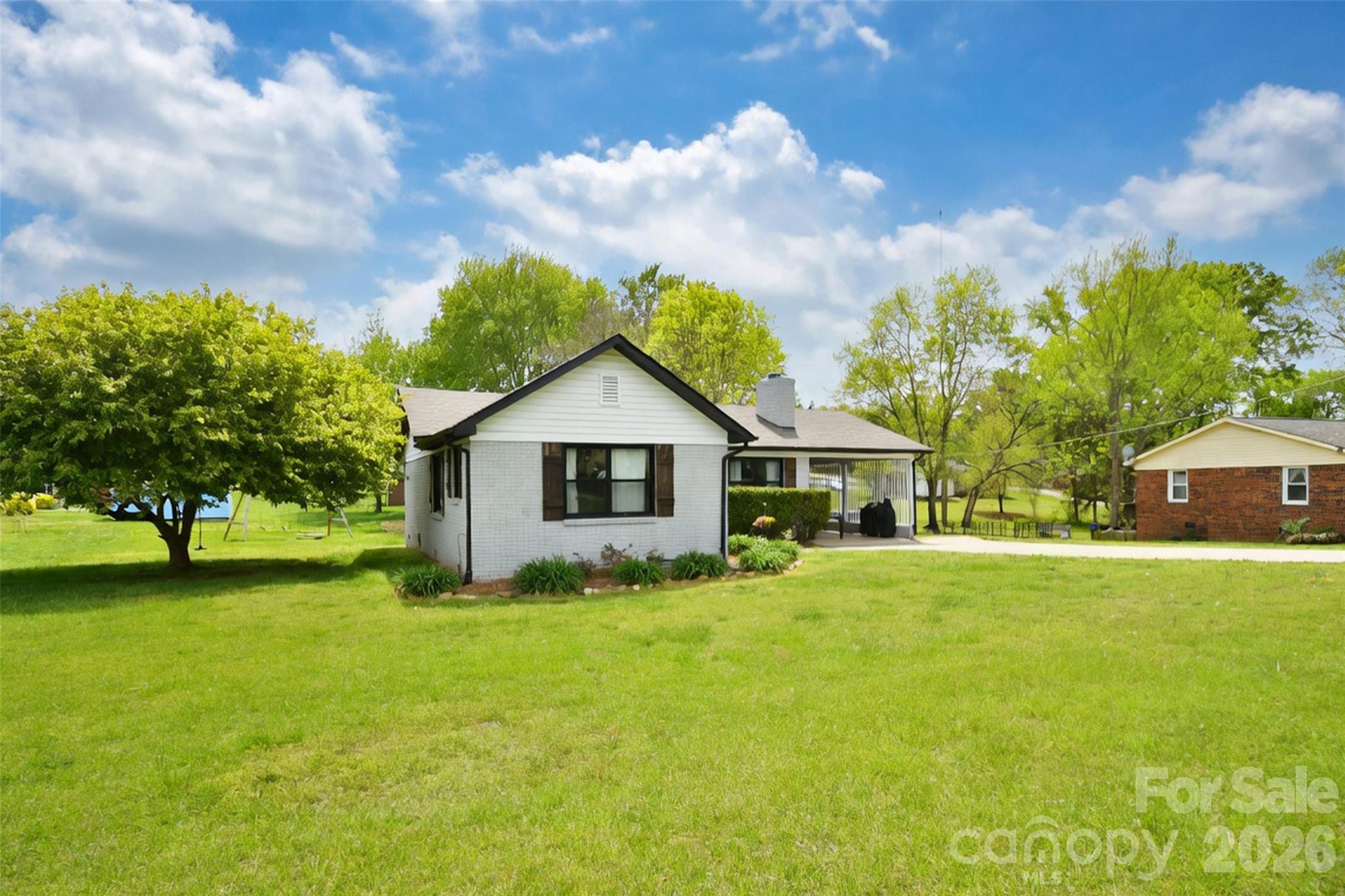 1061 Rembrandt Drive SW