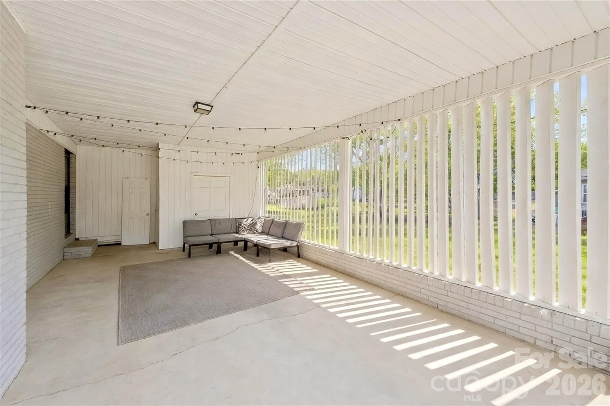 1061 Rembrandt Drive SW