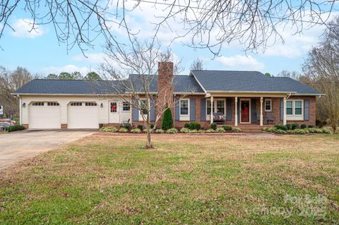113 Old Stagecoach Road Lawndale NC 28090