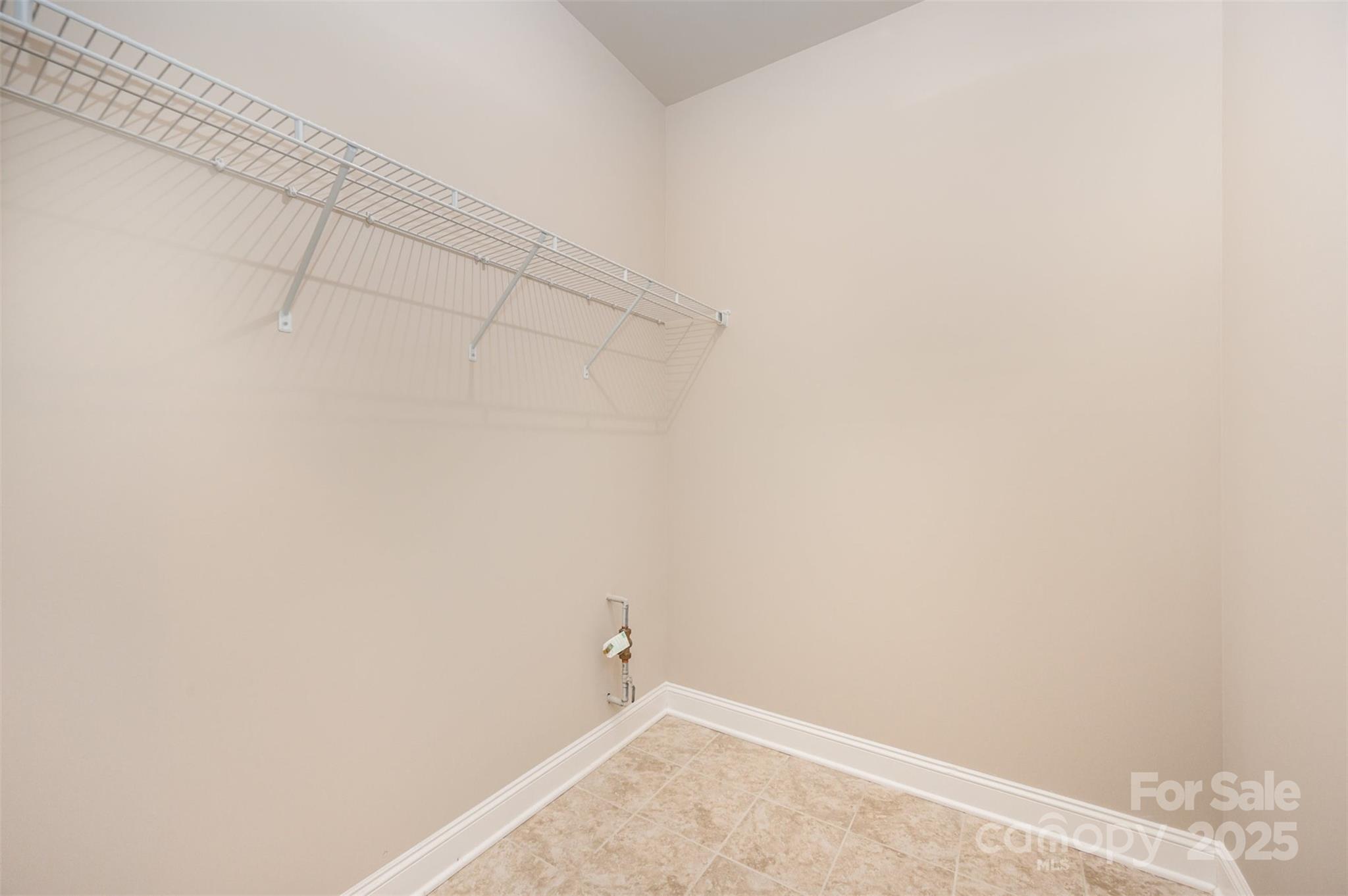 The Courtyards at Emerald Lake - Residential