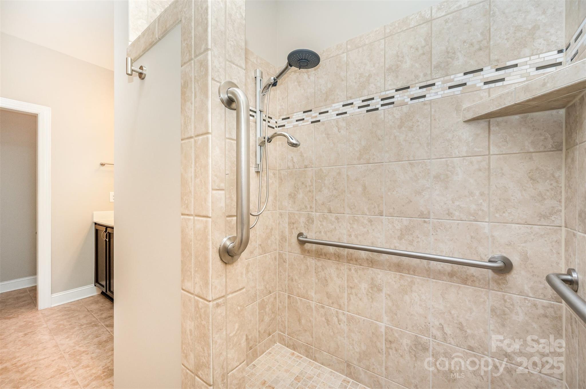 The Courtyards at Emerald Lake - Residential