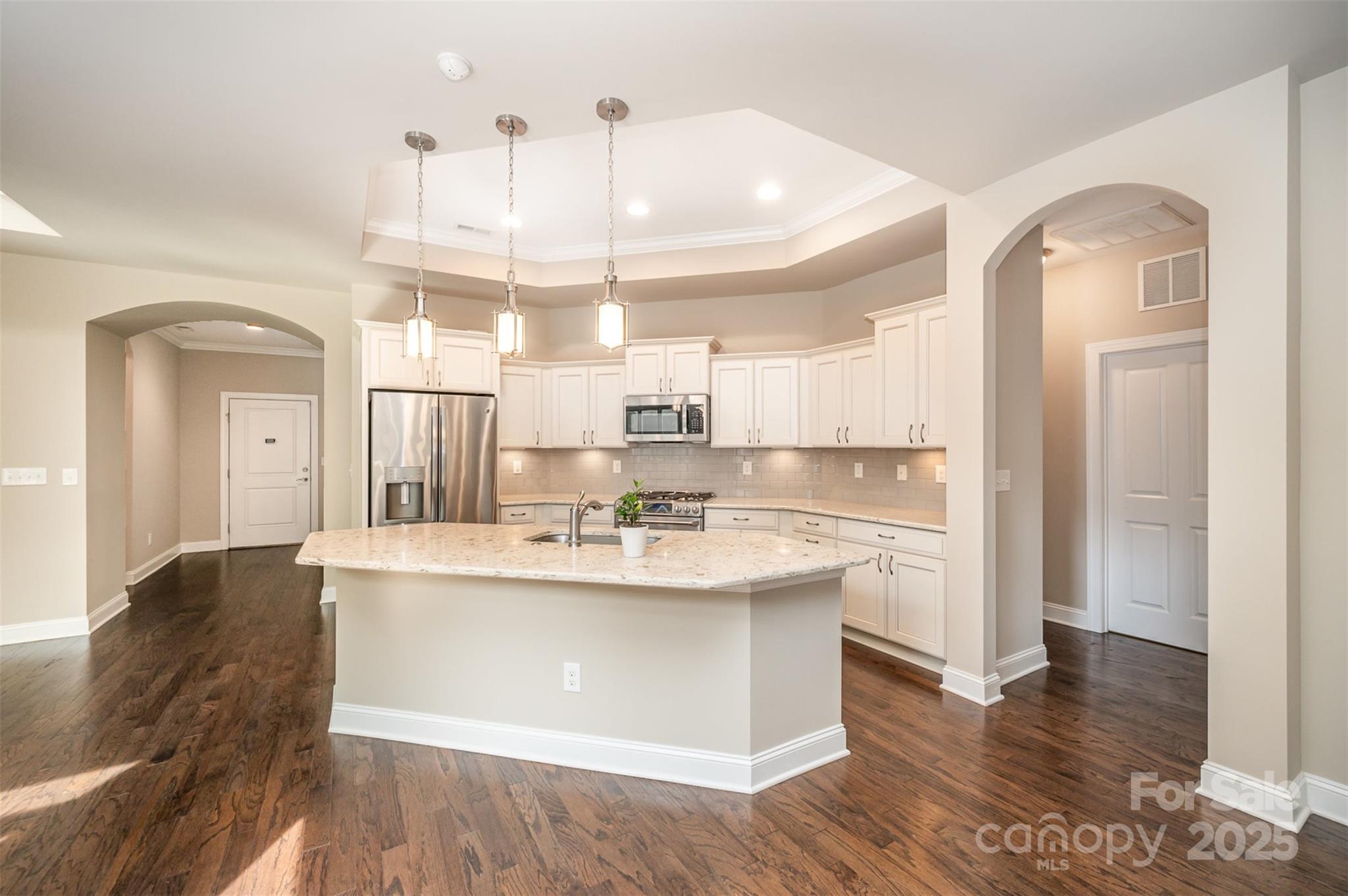 The Courtyards at Emerald Lake - Residential