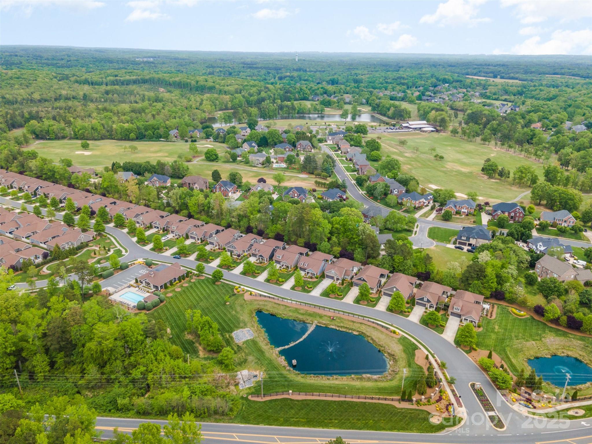 The Courtyards at Emerald Lake - Residential