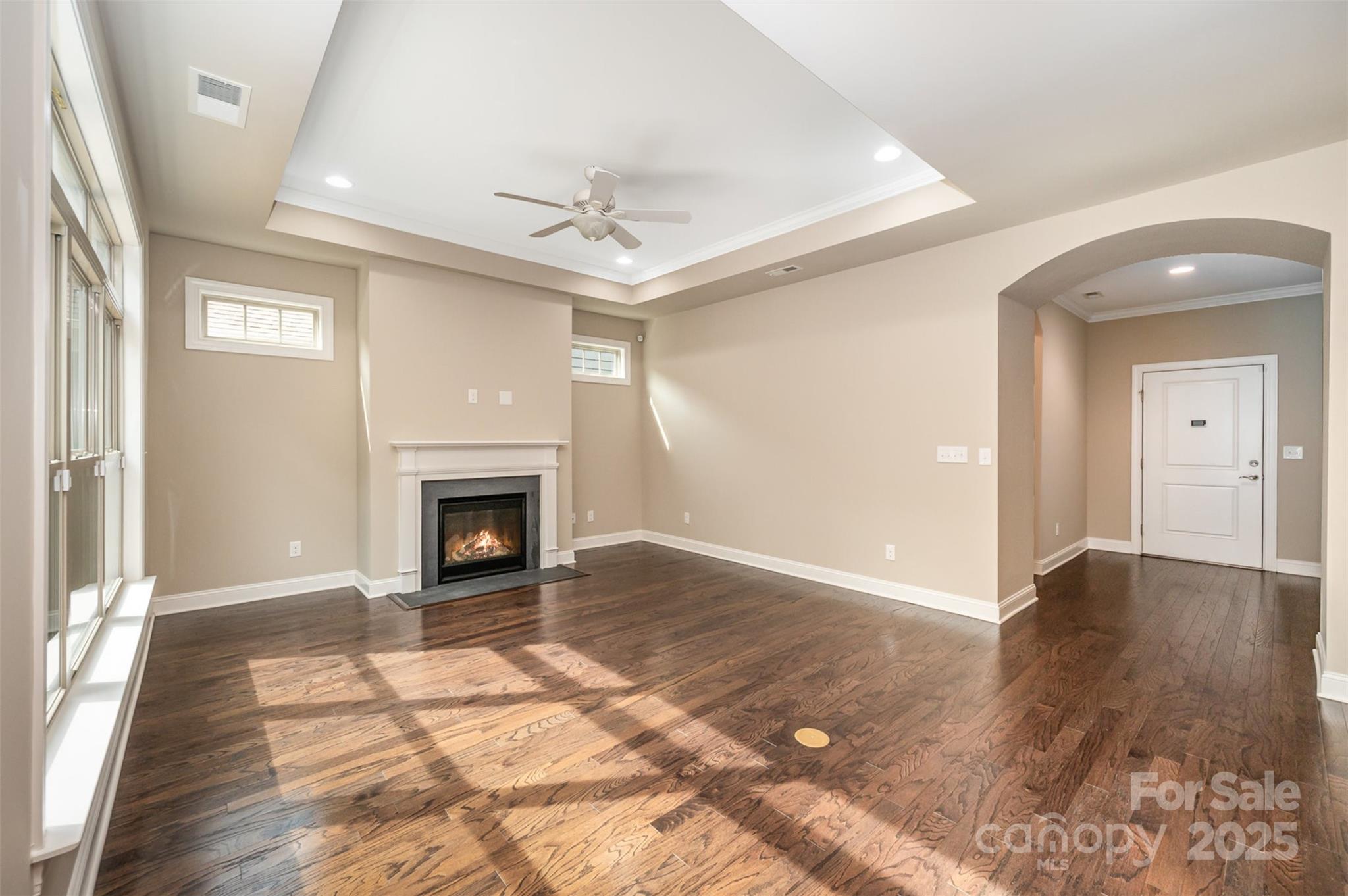 The Courtyards at Emerald Lake - Residential