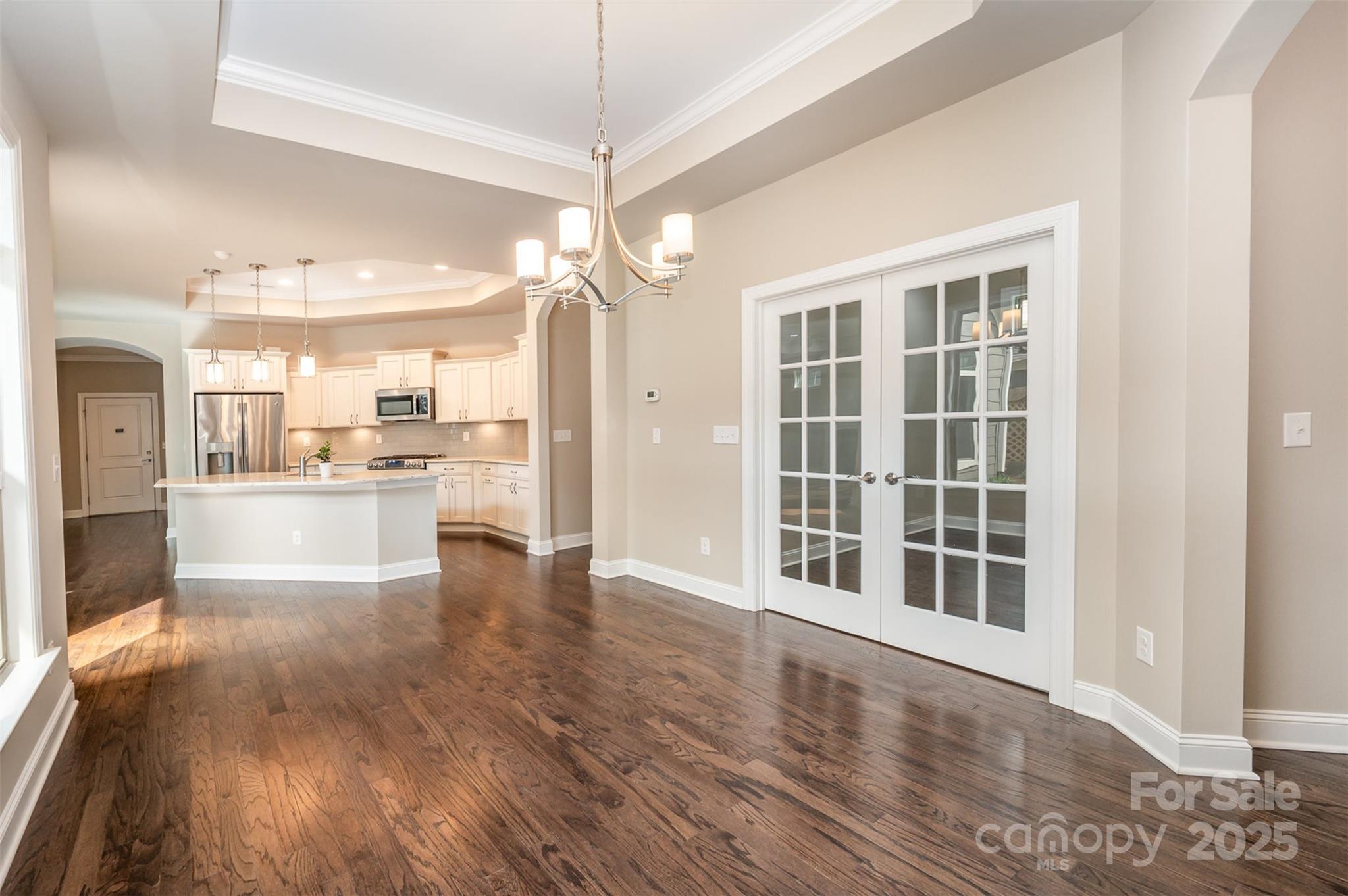 The Courtyards at Emerald Lake - Residential