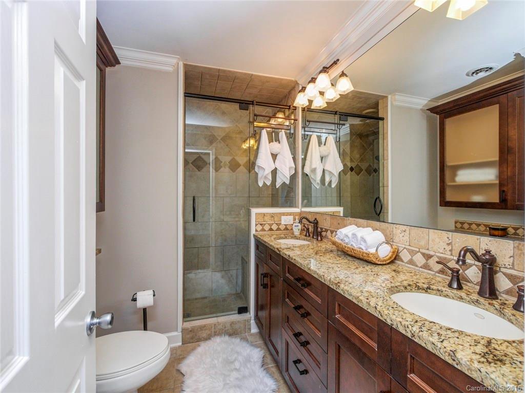 Shady Cove - Residential