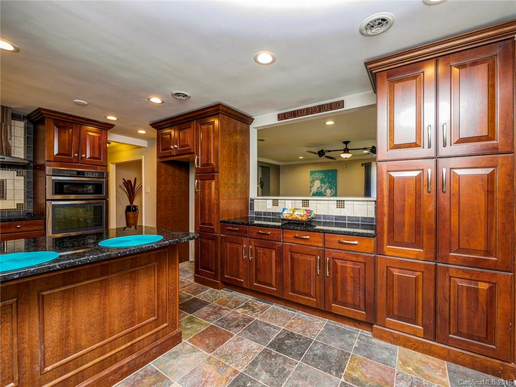 Shady Cove - Residential