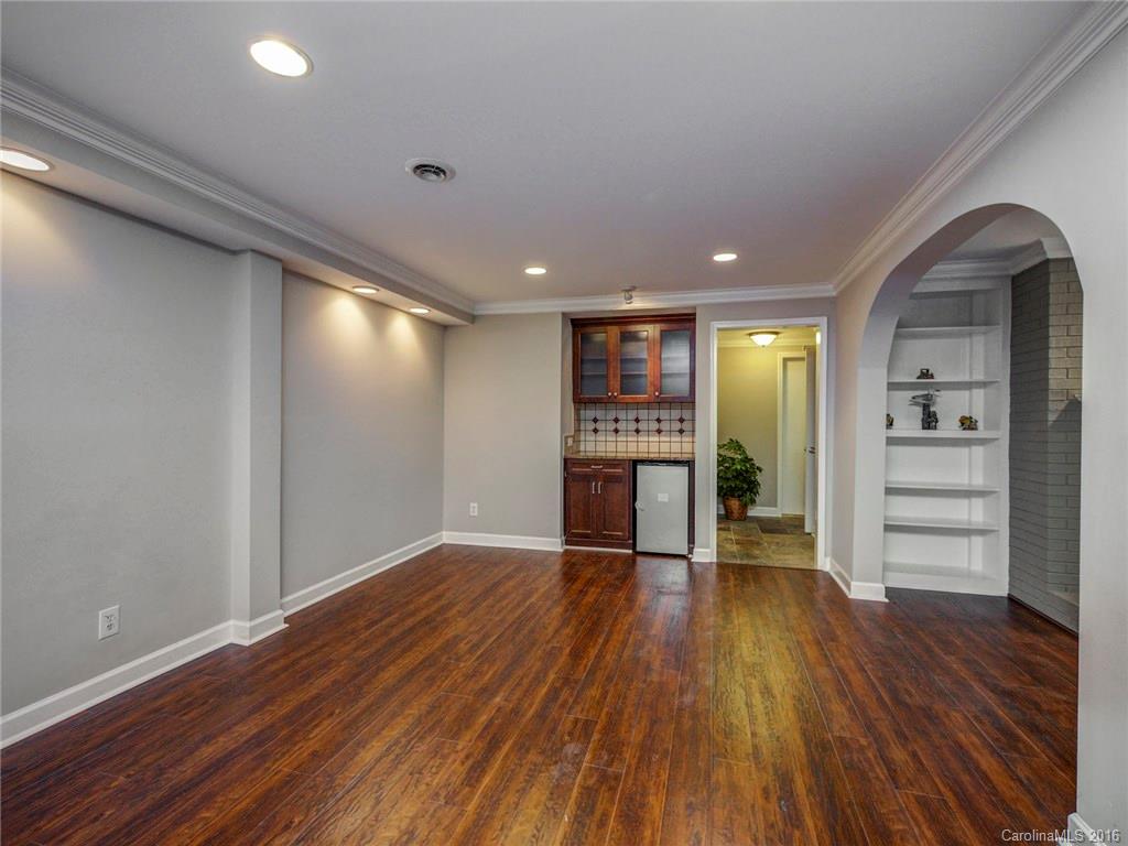 Shady Cove - Residential