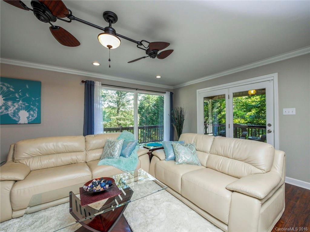 Shady Cove - Residential