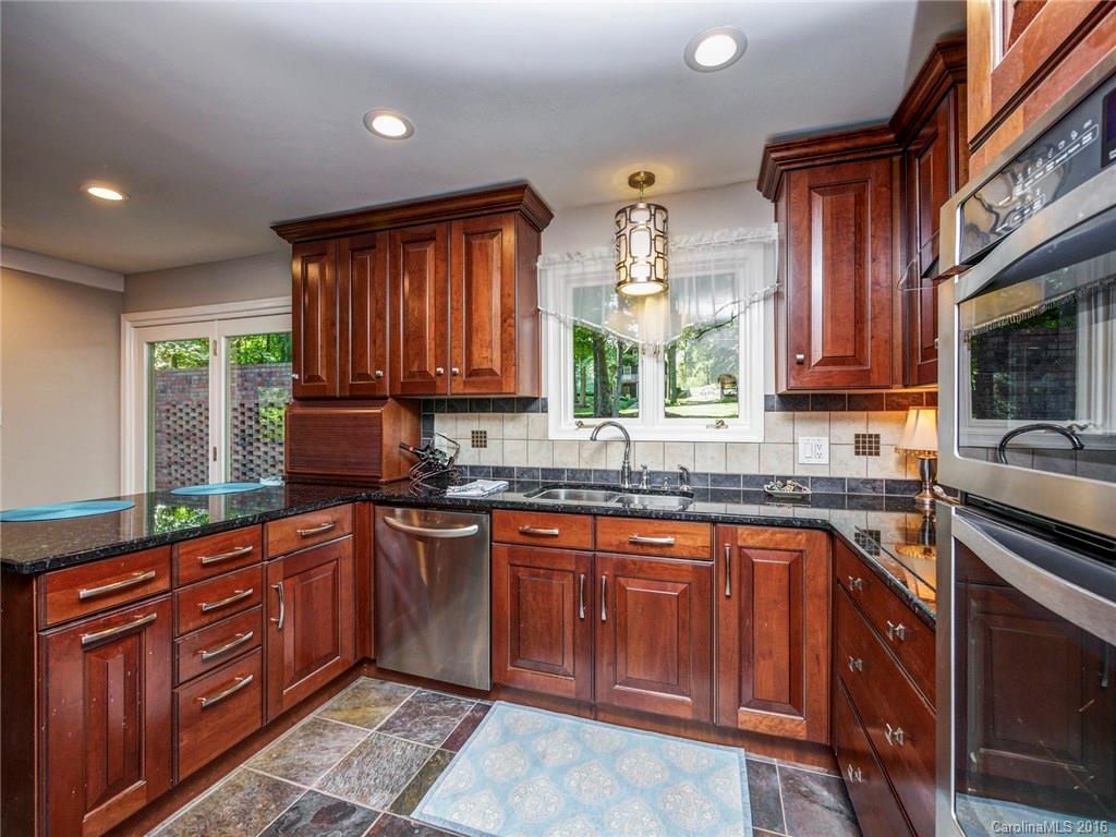 Shady Cove - Residential