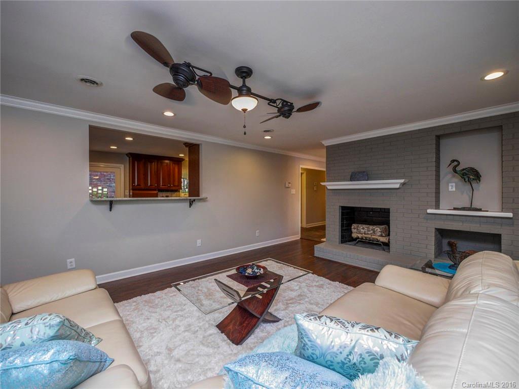 Shady Cove - Residential