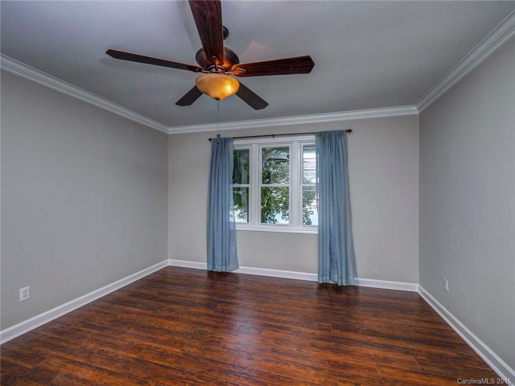 Shady Cove - Residential