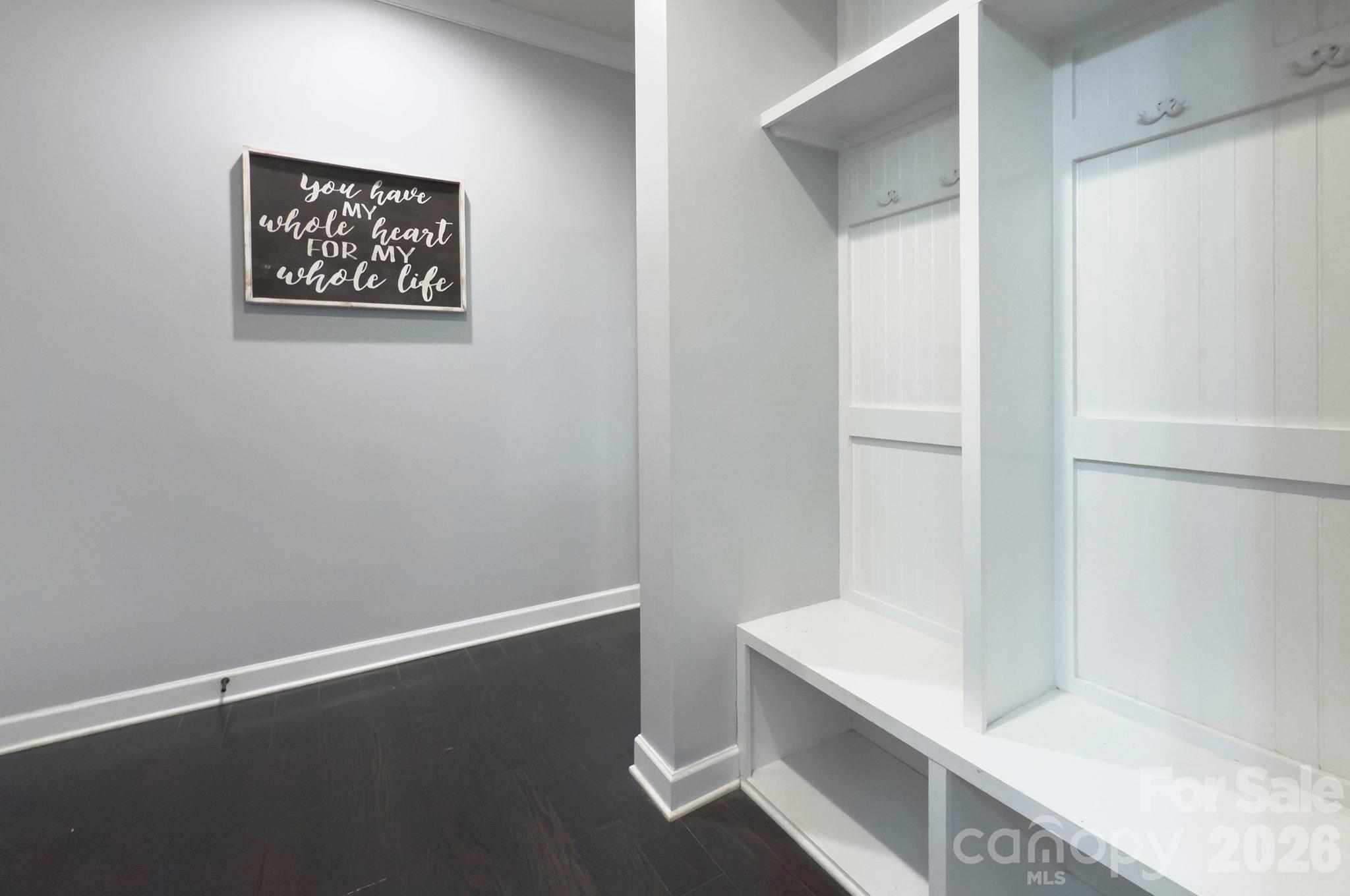 Lake Crest - Residential