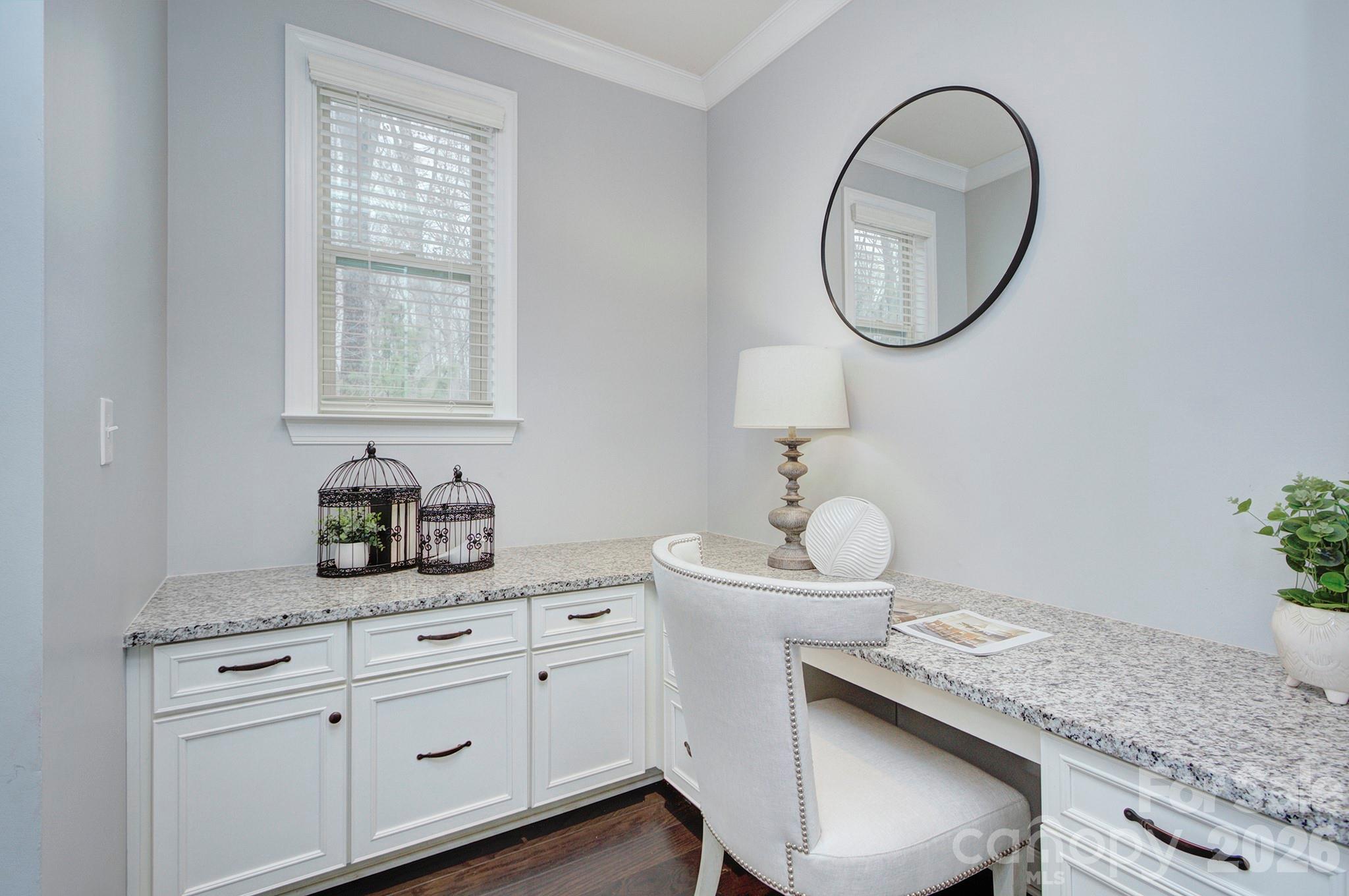 Lake Crest - Residential