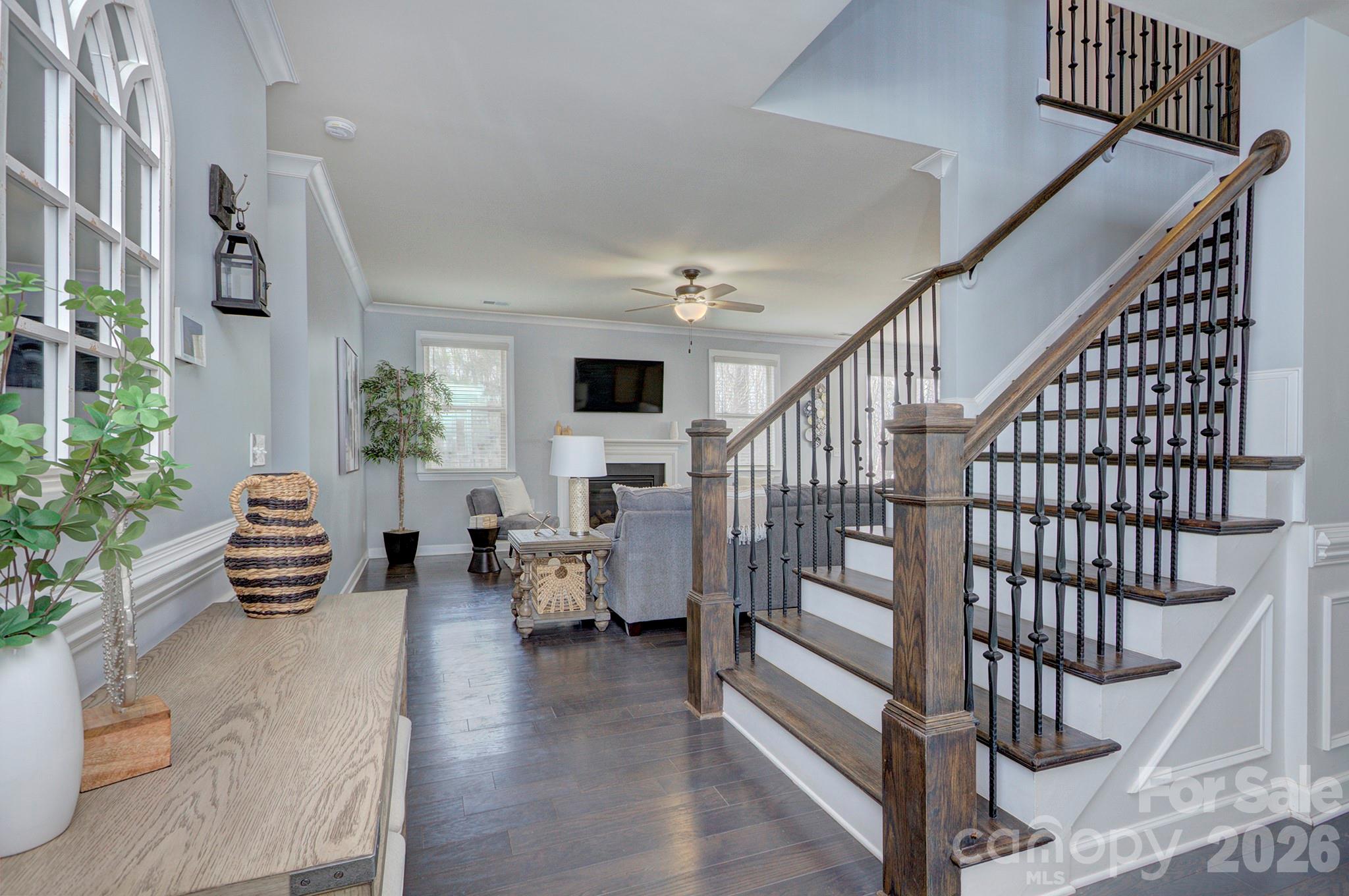 Lake Crest - Residential