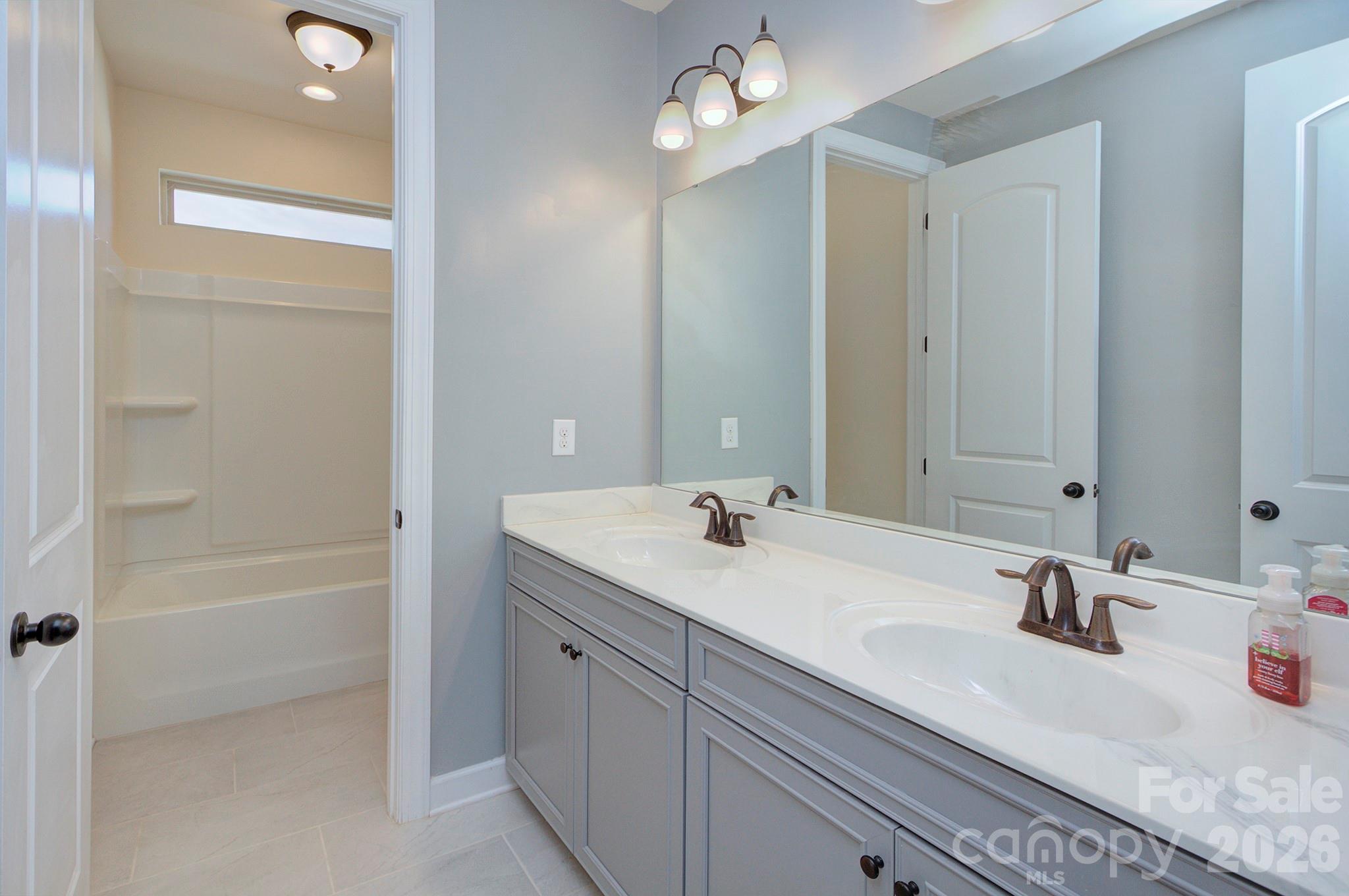 Lake Crest - Residential