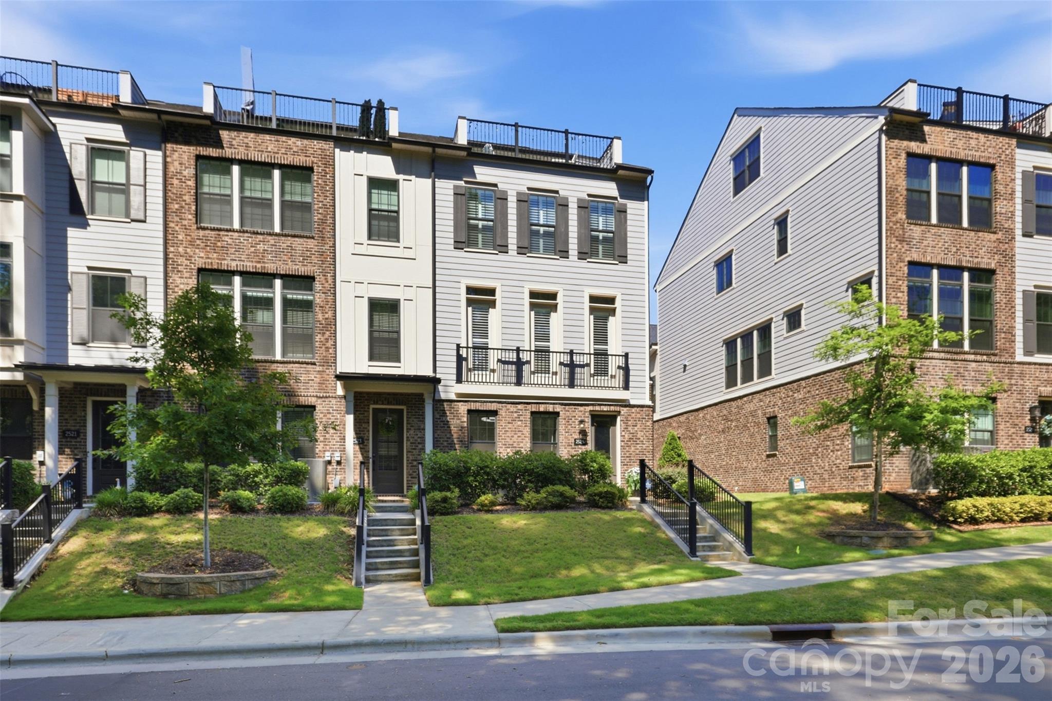2525 Deacon Avenue