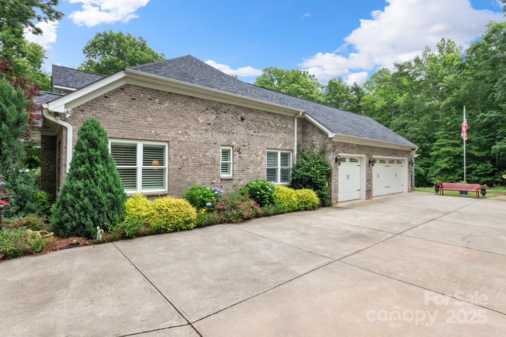 206 Oxford Place Drive