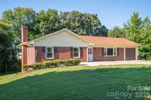 Photo of 1306 11th Avenue SE, Hickory, NC 28602 (MLS # 4418185)